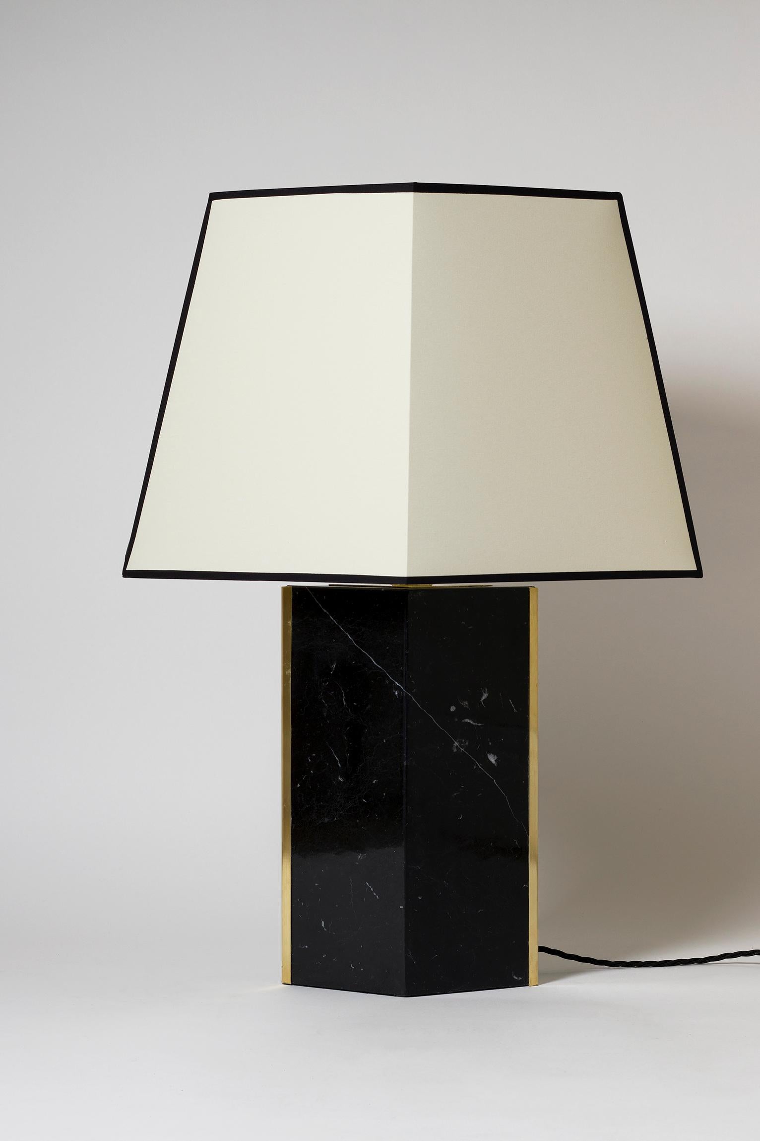 Mid-Century Modern Pair of Black Marble and Brass Table Lamp, by Dorian Caffot de Fawes