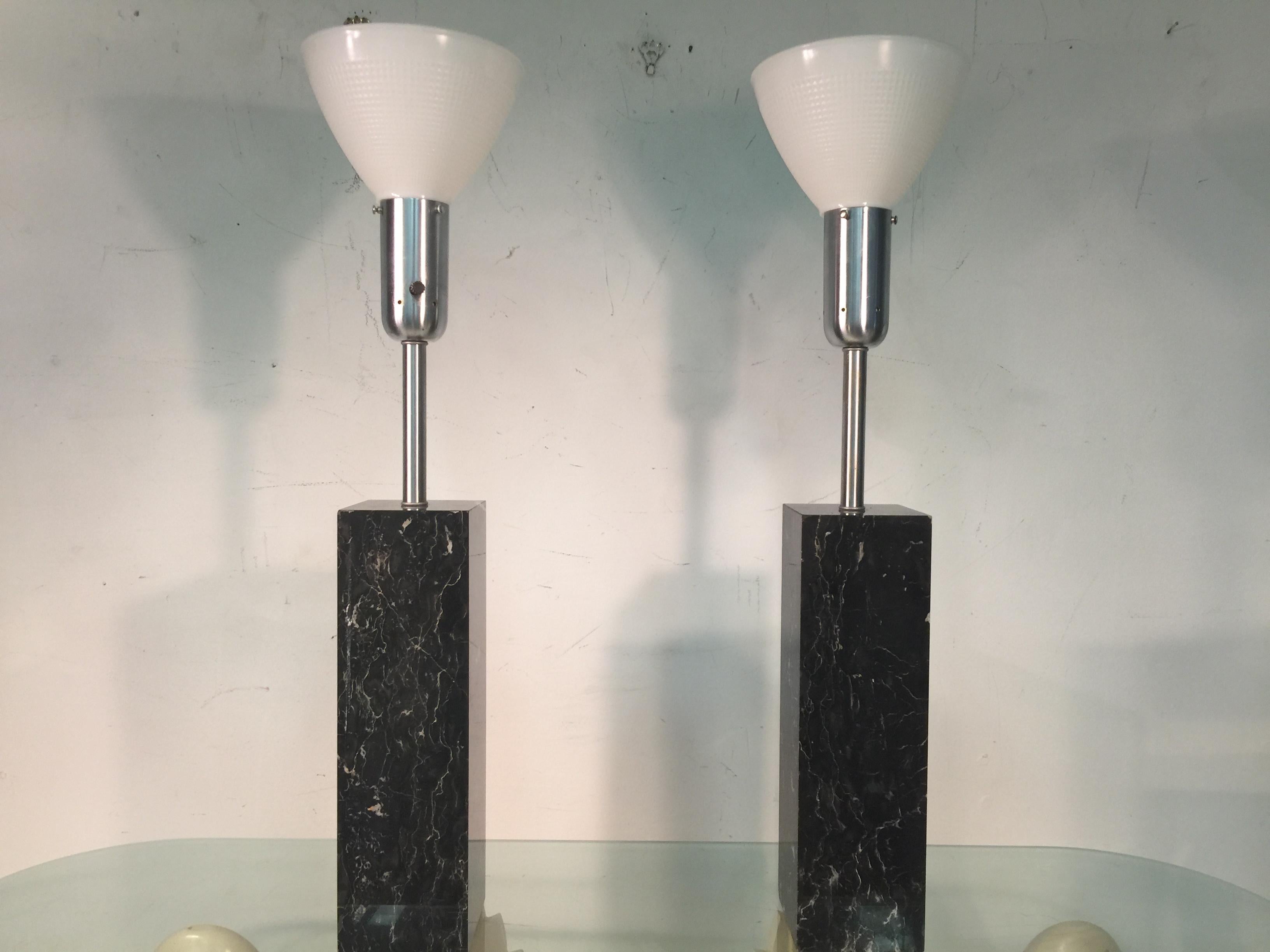 Late 20th Century Pair of Rectangular Black Marble Lamps Designed by Nessen Lamps For Sale