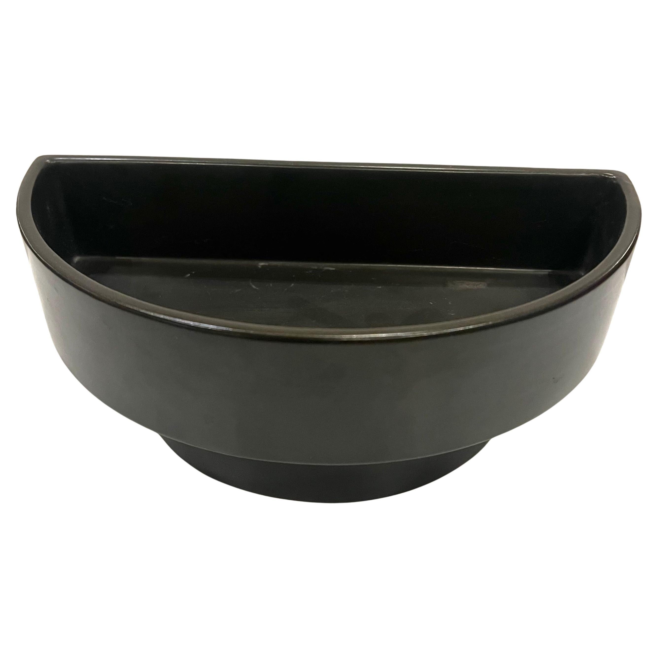 Paar schwarze Mate Keramik Ikebana Pflanzgefäße Modernist  (Moderne der Mitte des Jahrhunderts) im Angebot