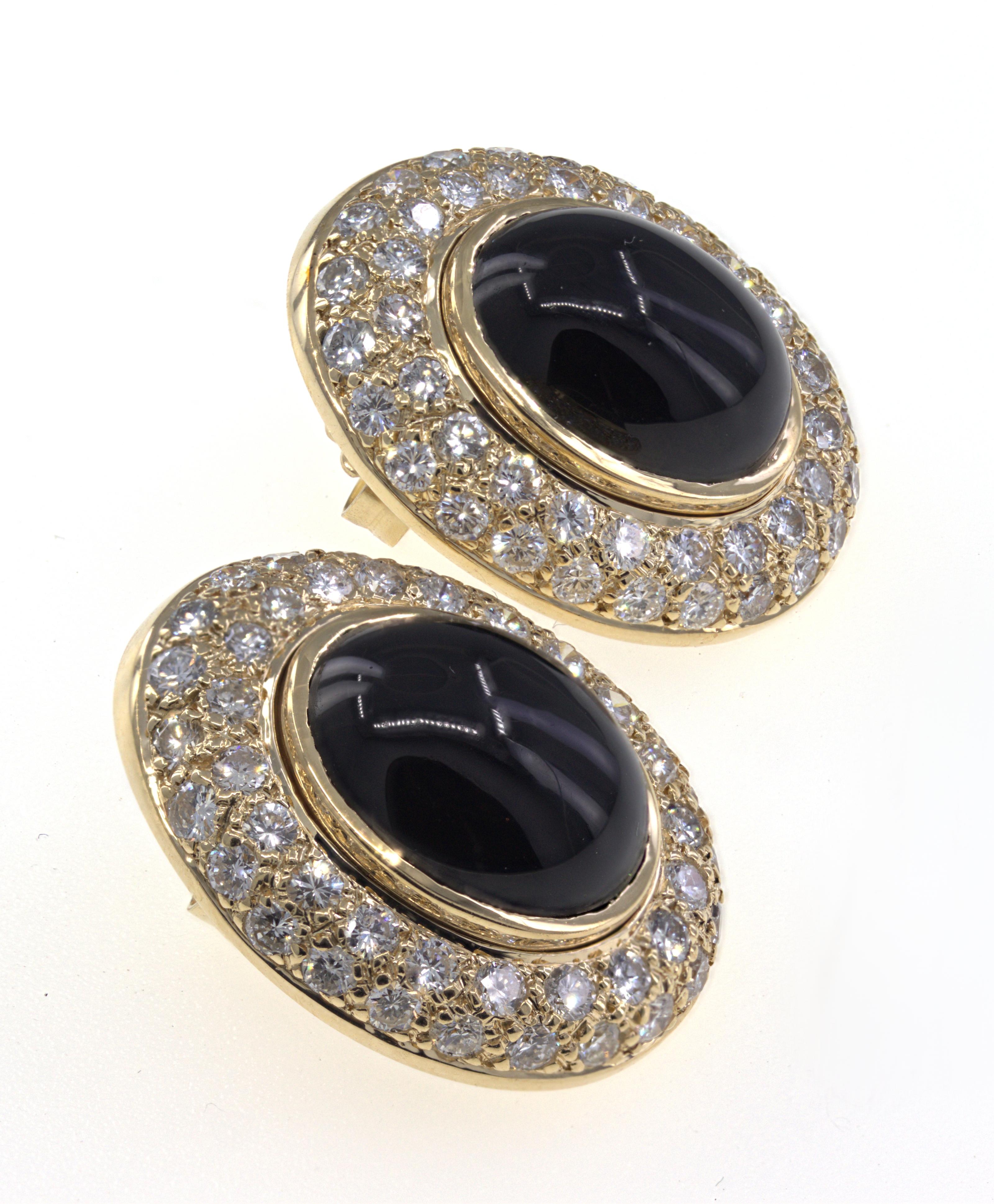Paar Ohrringe aus 14 Karat Gelbgold mit schwarzem Onyx und Diamanten im Angebot 4