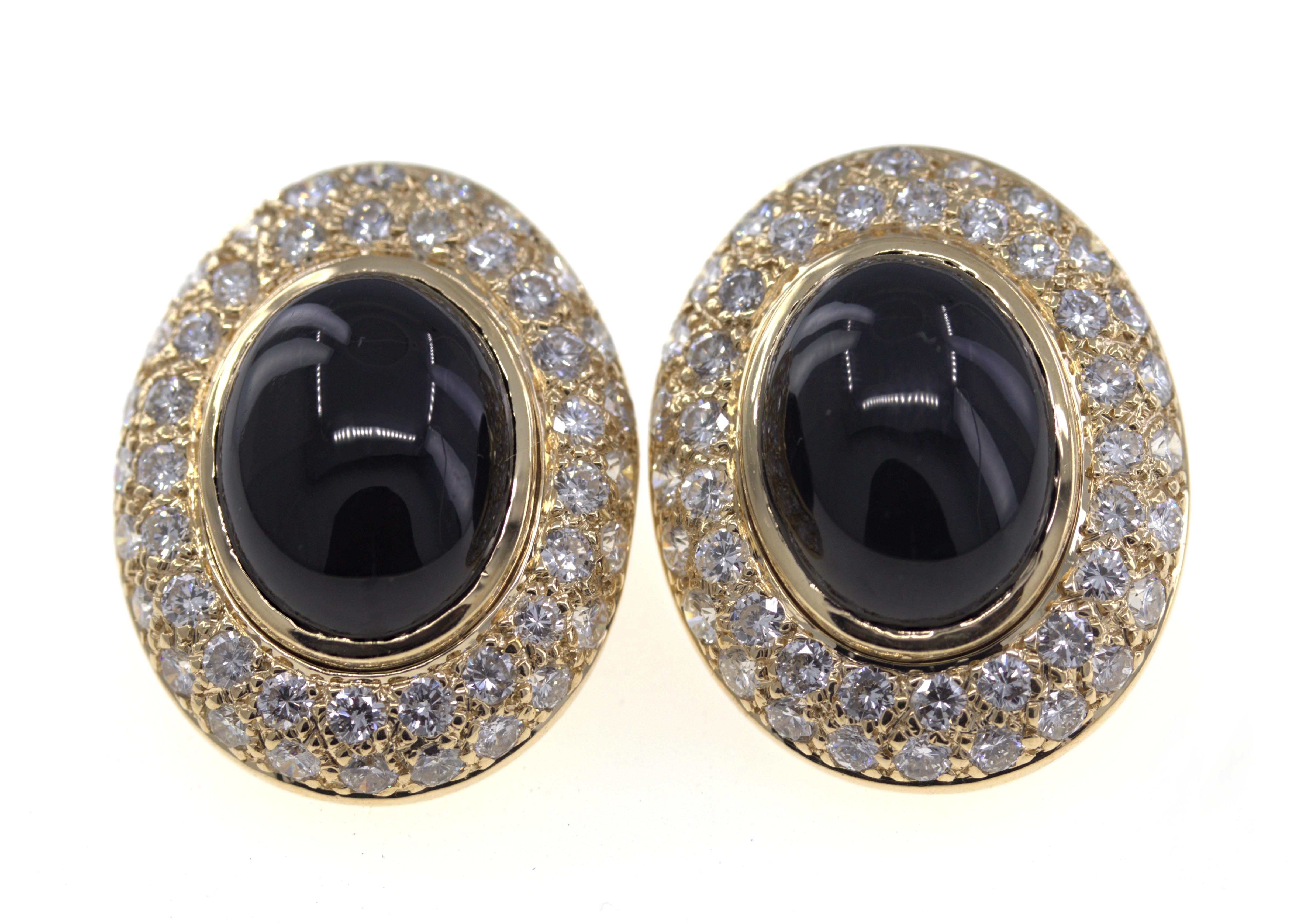 Paar Ohrringe aus 14 Karat Gelbgold mit schwarzem Onyx und Diamanten im Angebot 1