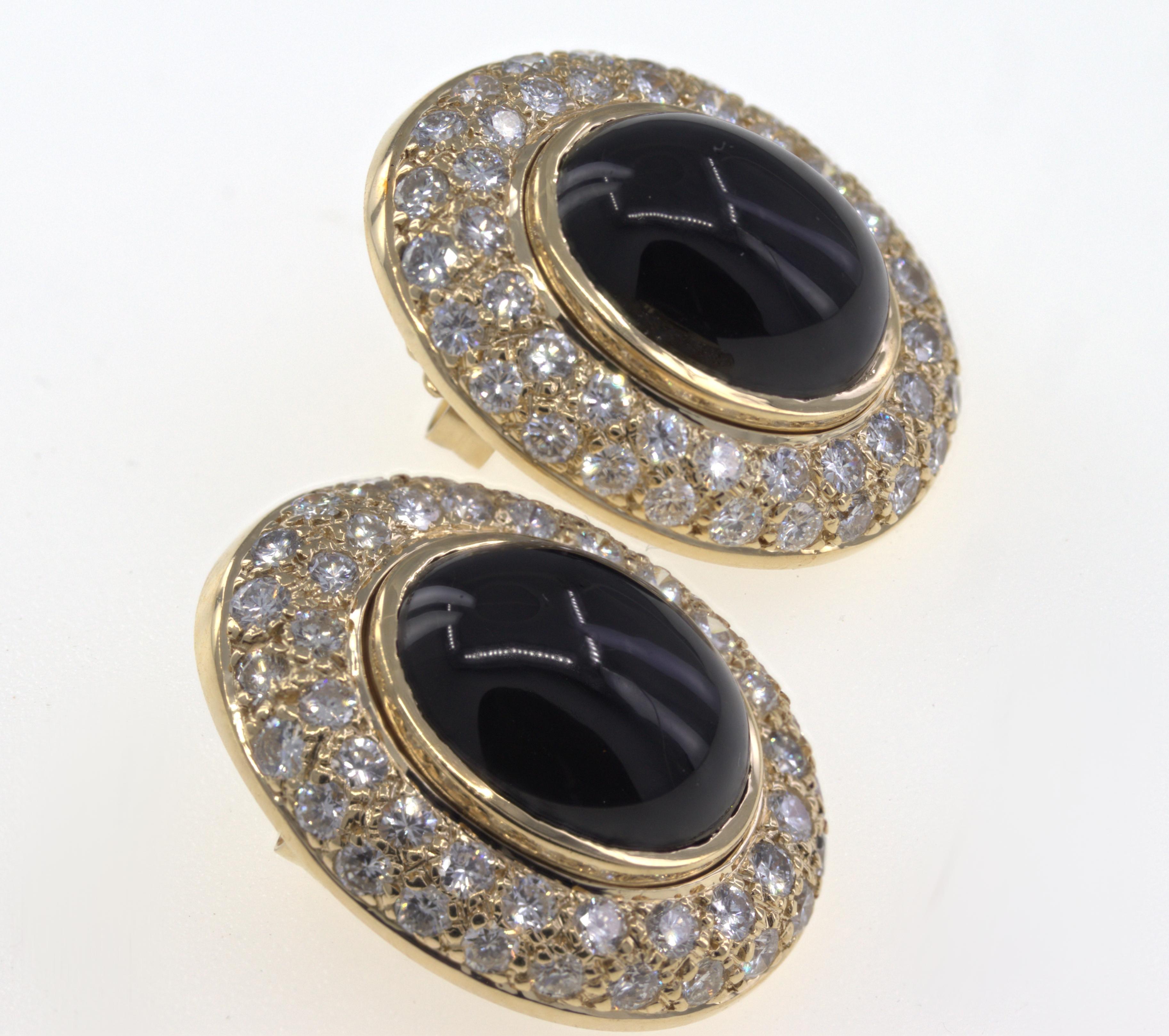 Paar Ohrringe aus 14 Karat Gelbgold mit schwarzem Onyx und Diamanten im Angebot 2