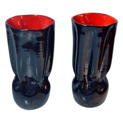 Coppia di vasi in ceramica nera e rossa Francia anni '50