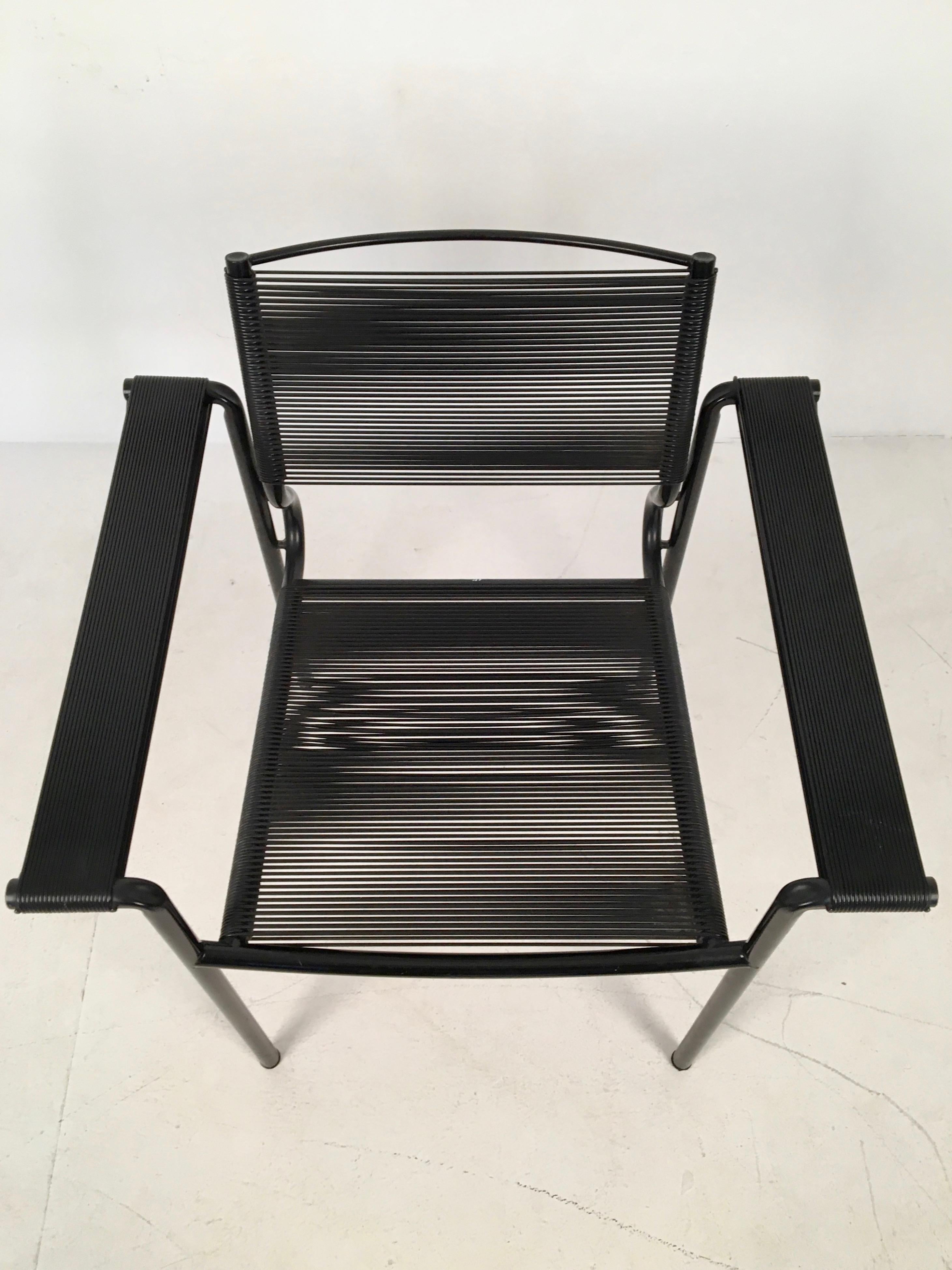 Pair of Black Spaghetti 109 Armchairs by G. Belotti for Alias, Italy, circa 1980 For Sale 3
