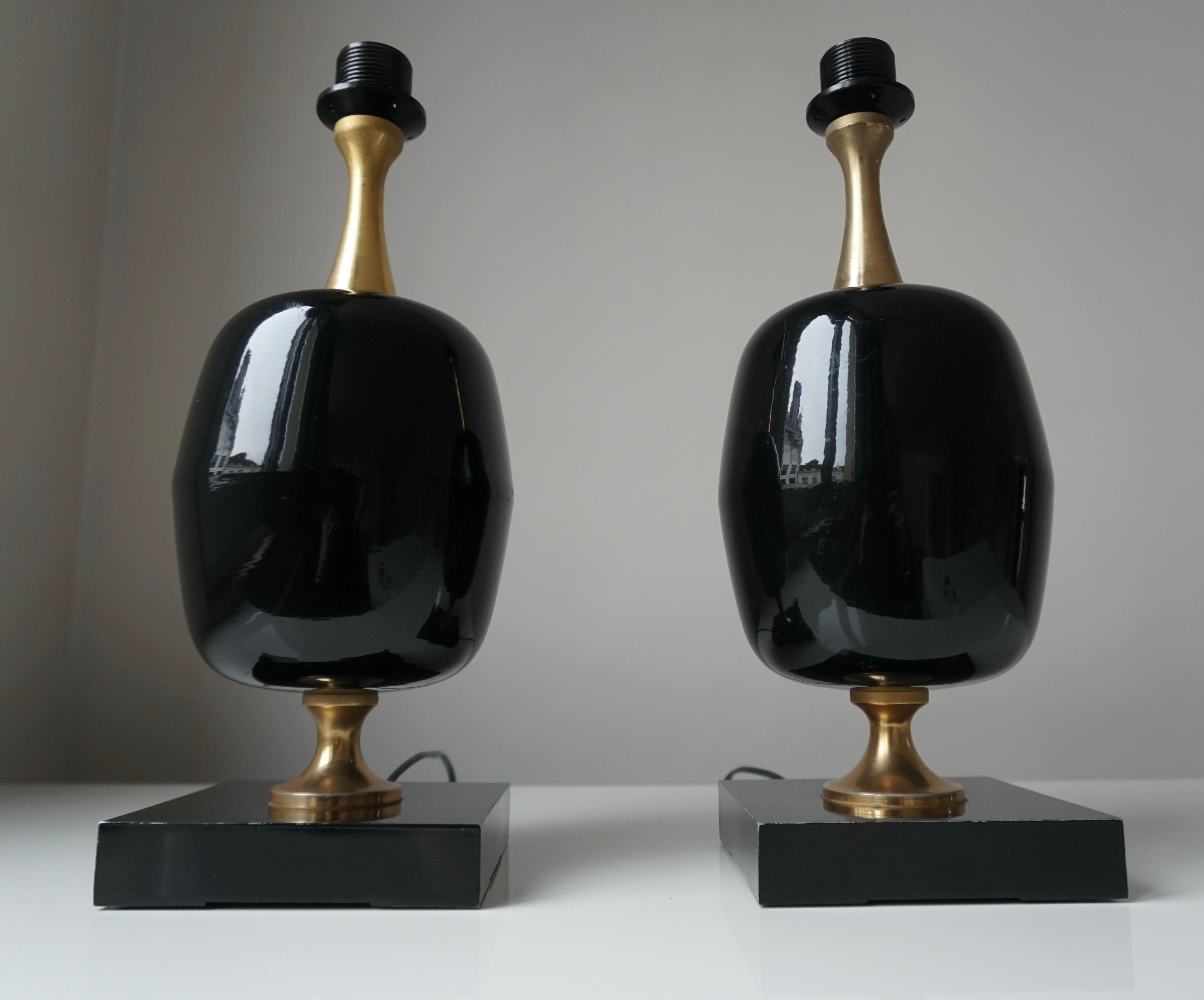 Adam Style Pair of Black Table Lamps For Sale