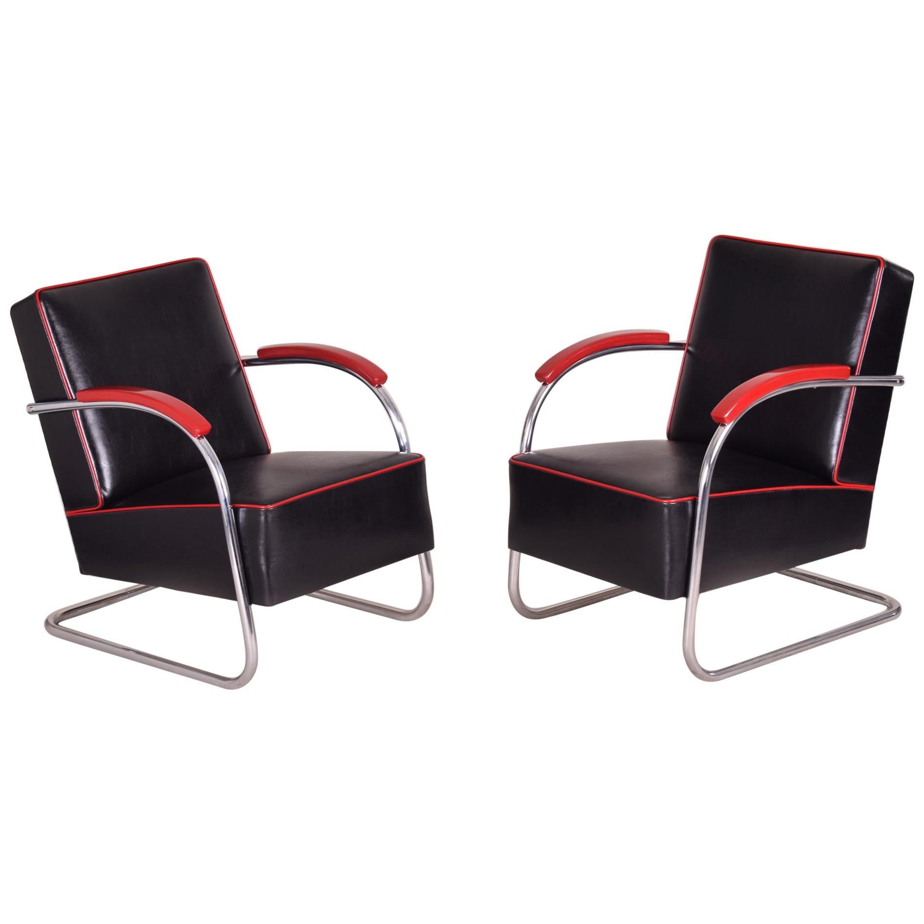 Pair of Black Tubular Steel Cantilever Armchairs, Chrome, New Upholstery, 1930s For Sale