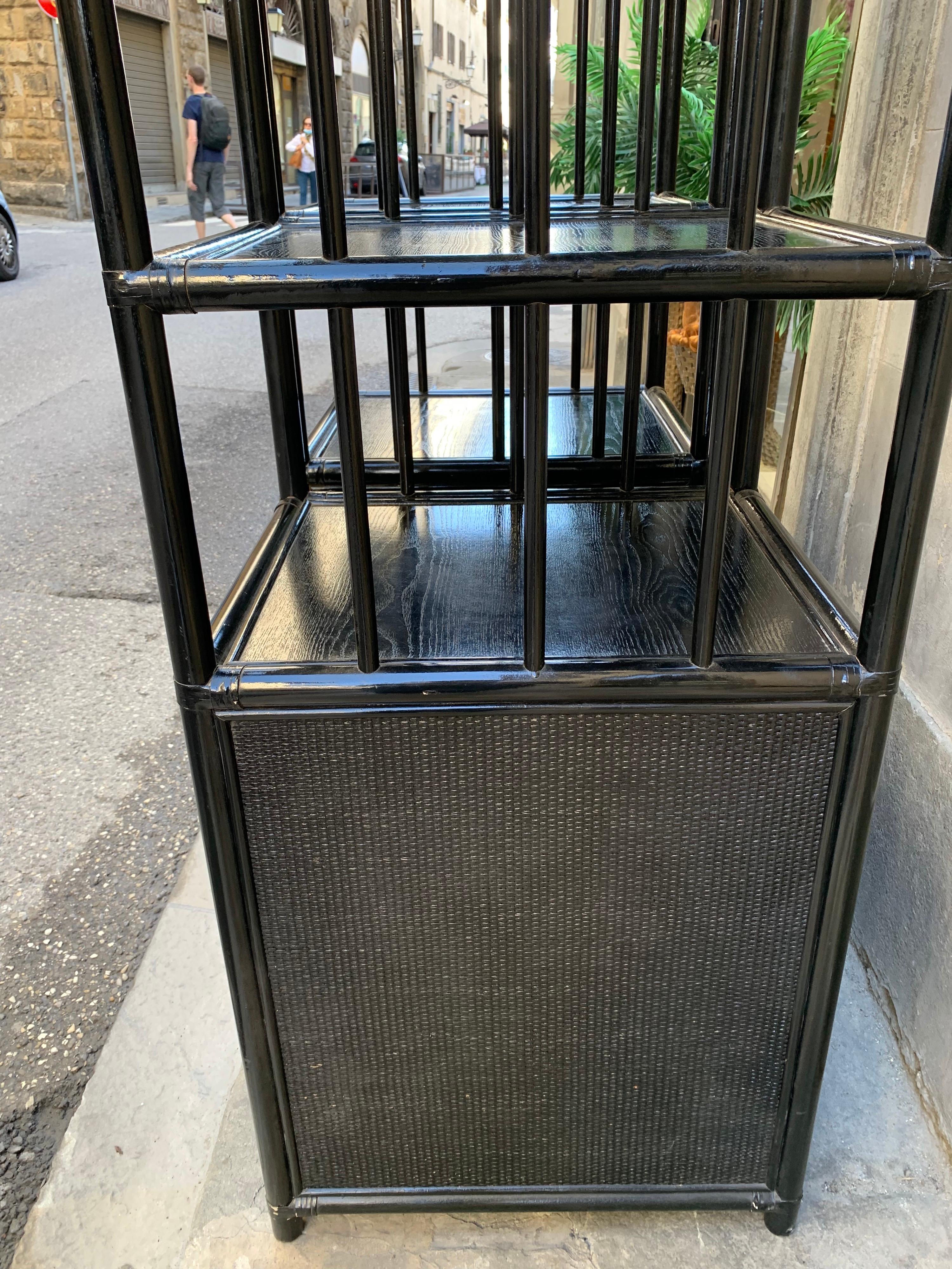 20th Century Pair of Black Vintage Colonial Style Rattan and Bamboo Étagère, 1970s For Sale