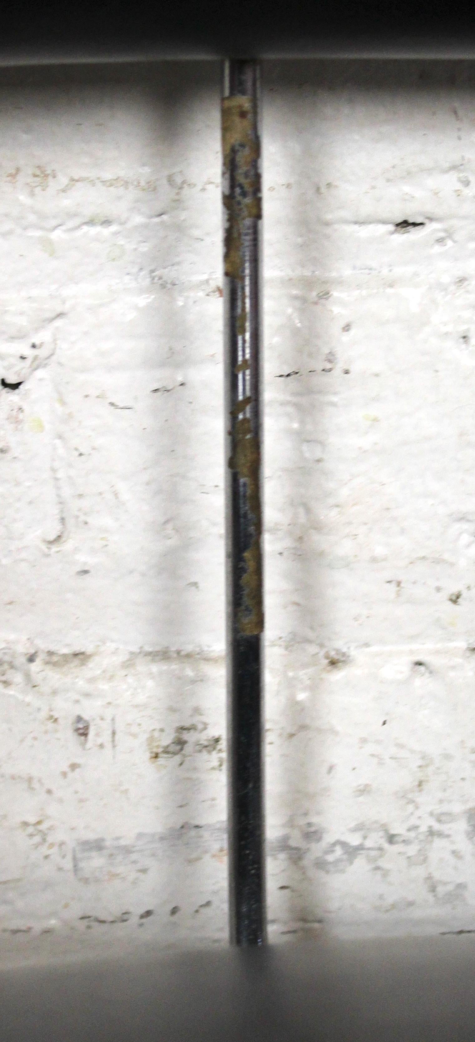 Coppia di seggioloni in vinile nero di Anton Lorenz Thonet in vendita 7