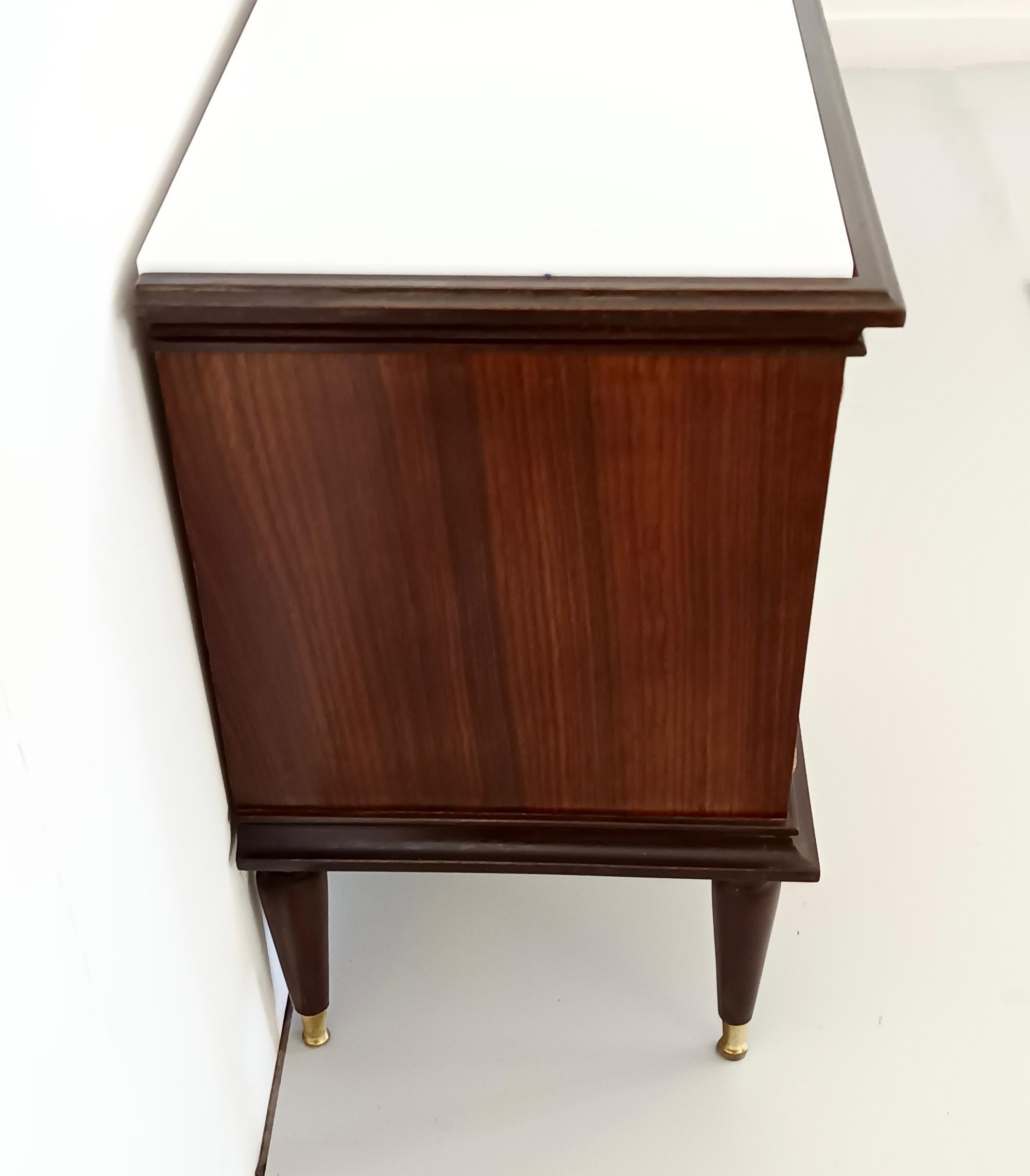 Pair of Black Walnut Nightstands with Marble Top ascr. to Paolo Buffa, Italy In Excellent Condition For Sale In Bresso, Lombardy