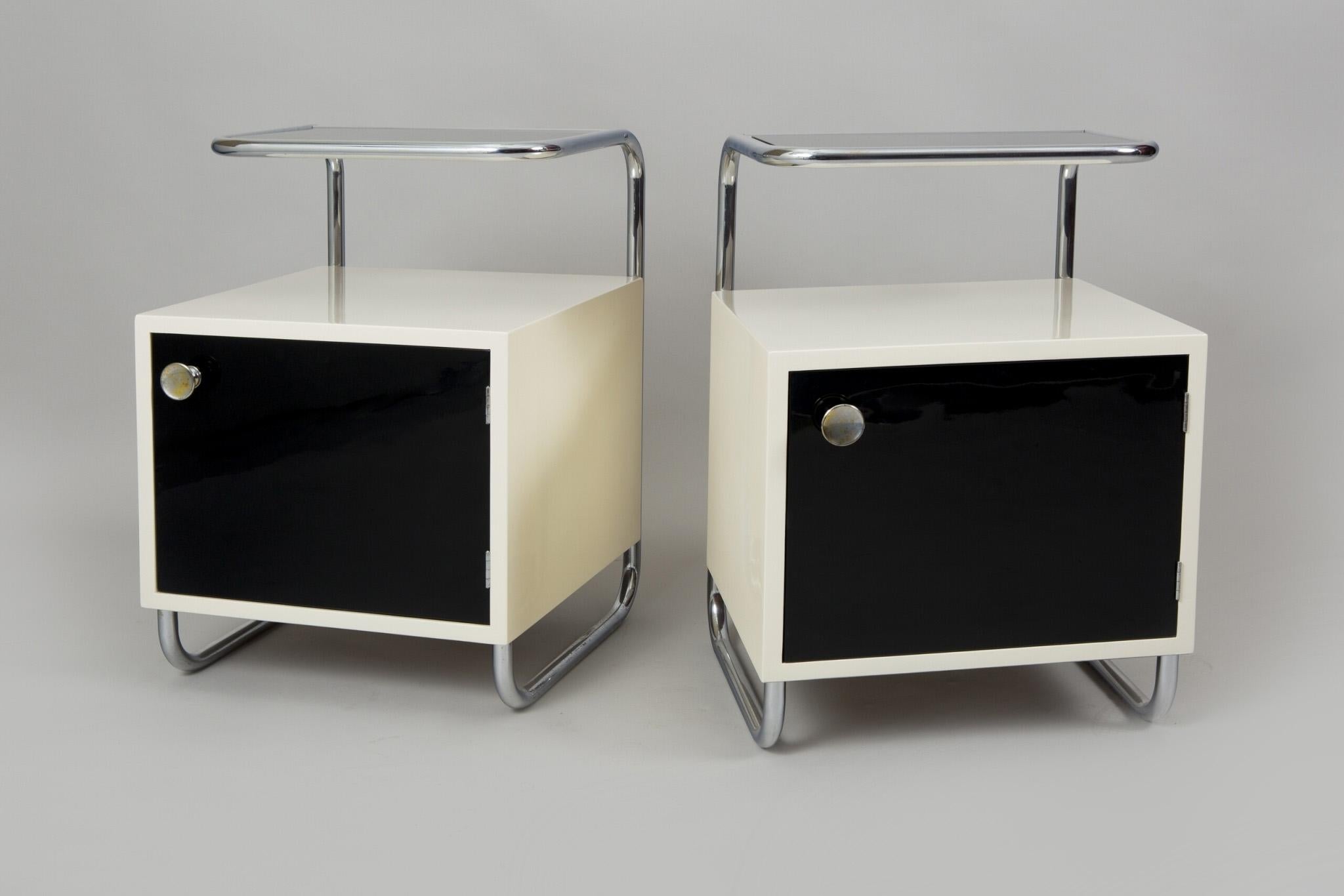 Pair of Art Deco bed-side tables from Czech Republic.
Completely restored, surface polished by piano lacquers.

Maker: Vichr a spol.