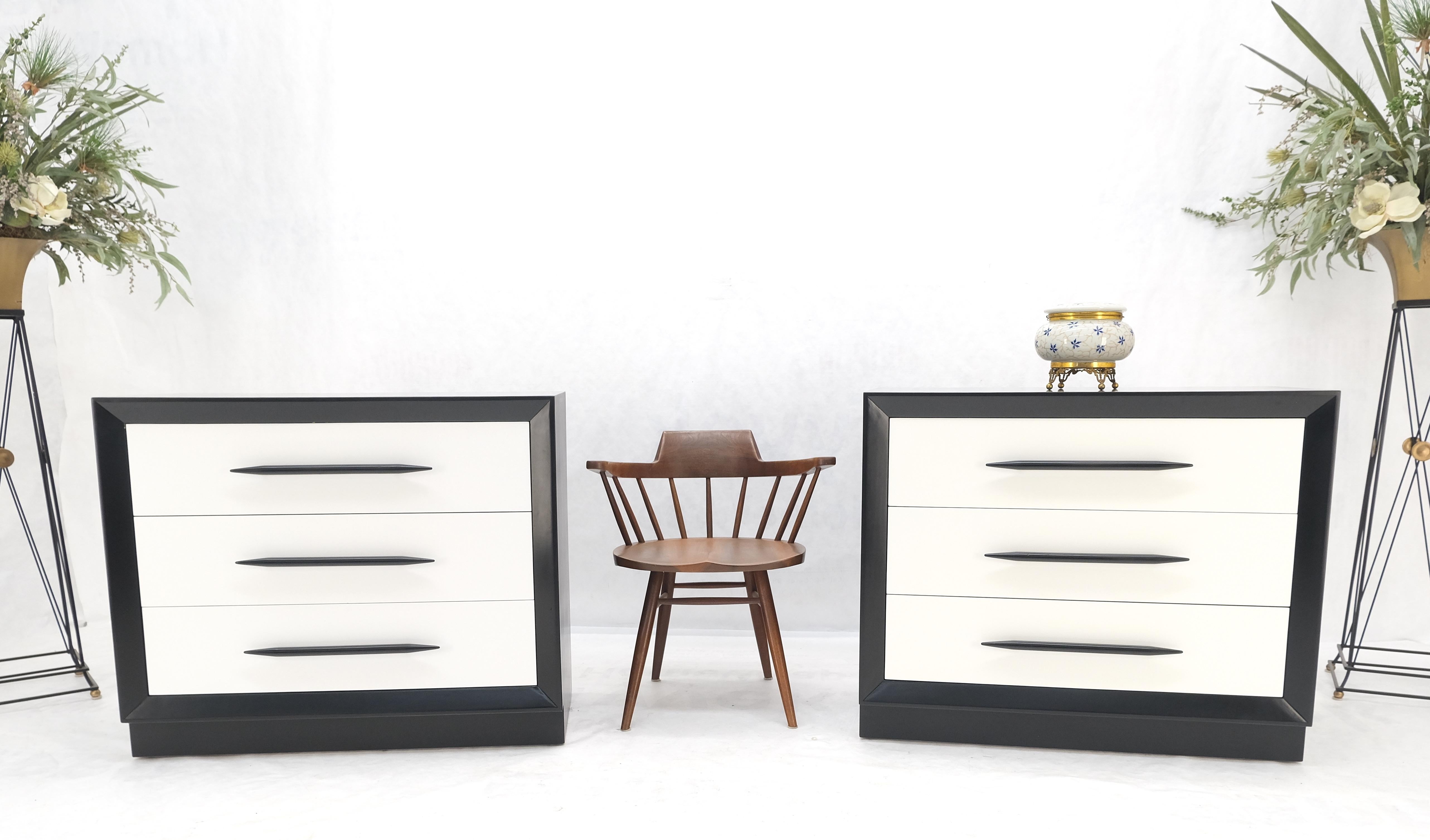 Pair of Black & White James Mont Style Bachelor 3 Drawer Chests Mid Century MINT For Sale 5