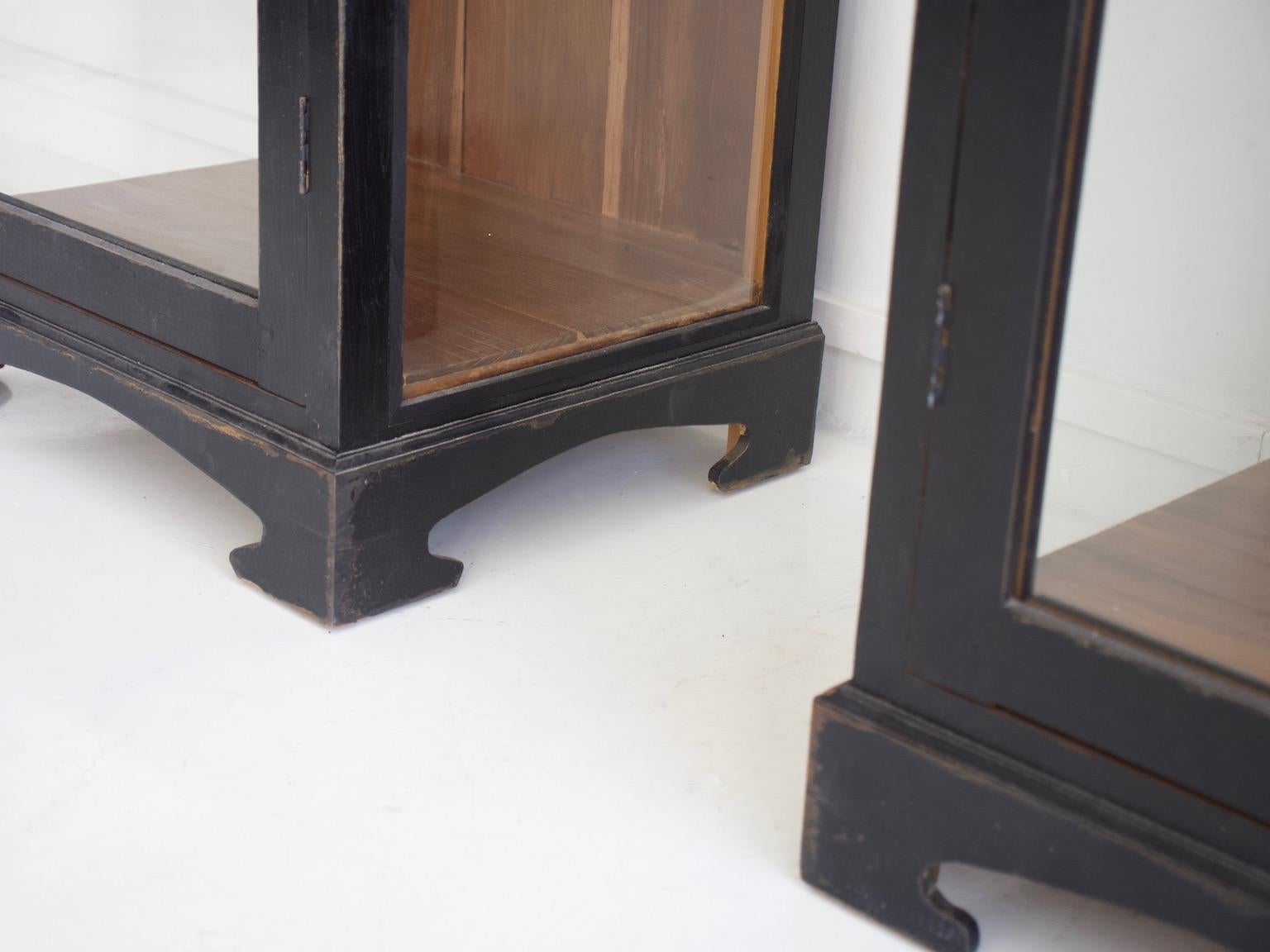 Pair of Black Wooden Vitrine Cabinets For Sale 3