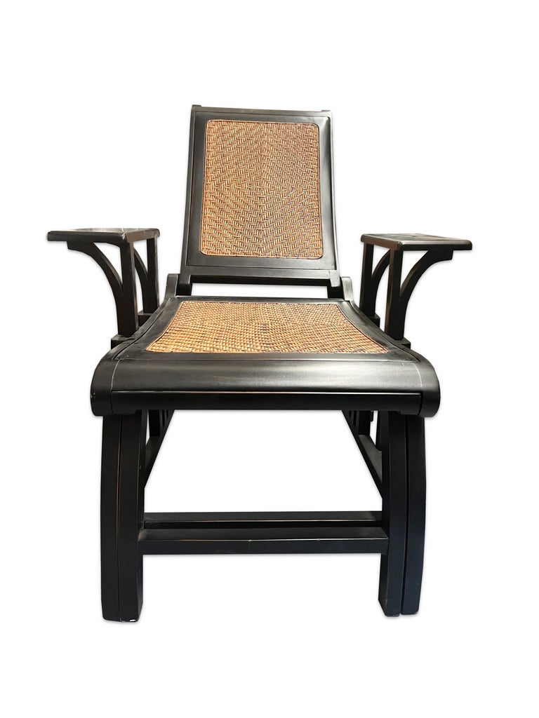 Pair of Black Woven Chaise Lounges For Sale at 1stDibs
