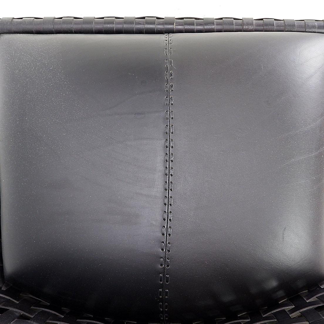 Pair of black woven leather lounge chairs For Sale 3