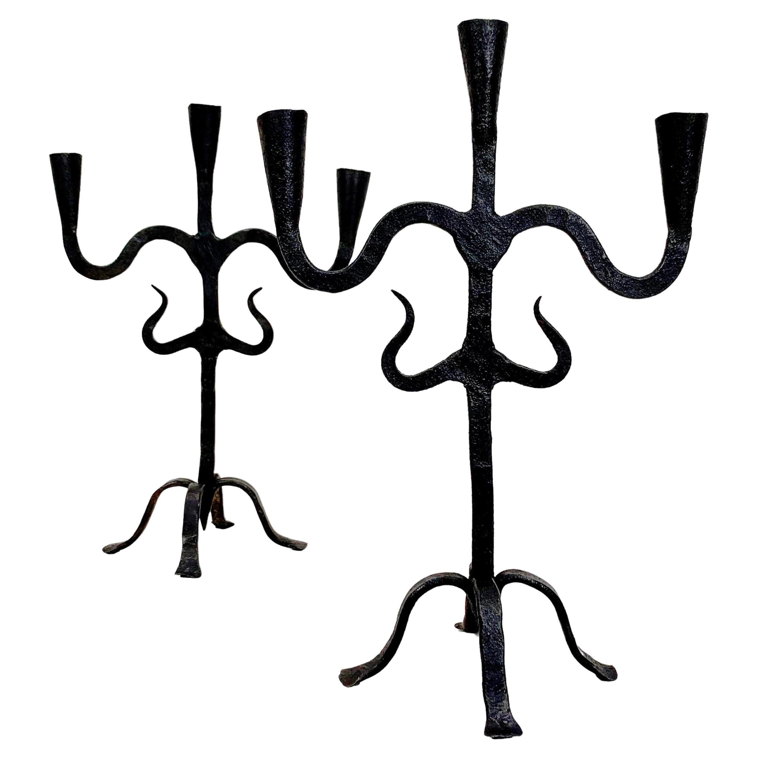 Mid-century decorative pair of candlesticks
Les Artisans de Marolles era circa 1950, France.
Blackened wrought iron.
Dimensions: 37 cm H, 26 cm W, 16 cm D.
Good original condition.
All purchases are covered by our Buyer Protection Guarantee.
This