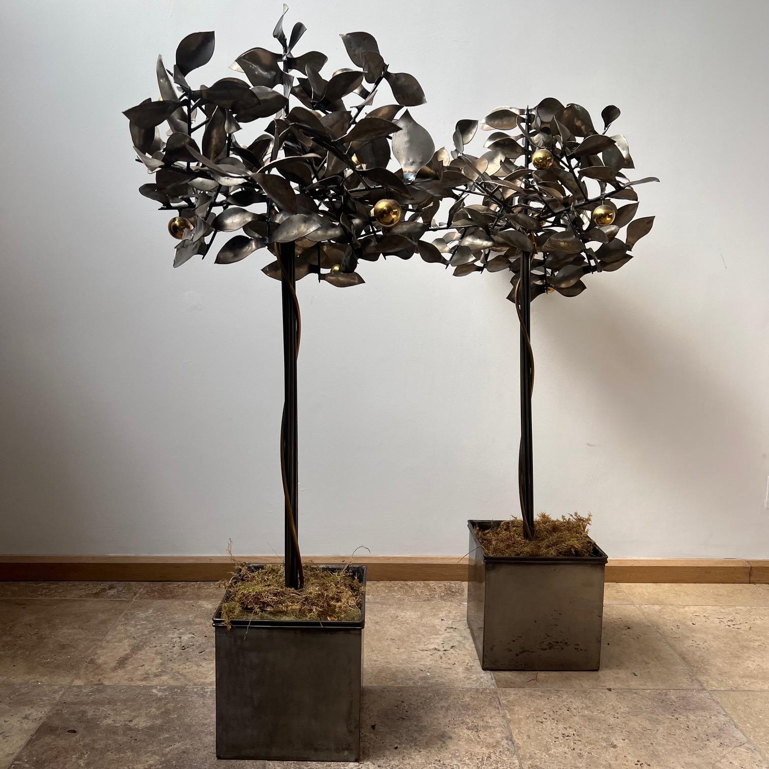 Pair of Blacksmith Made Mid-Century Steel Decorative Trees In Good Condition For Sale In London, GB