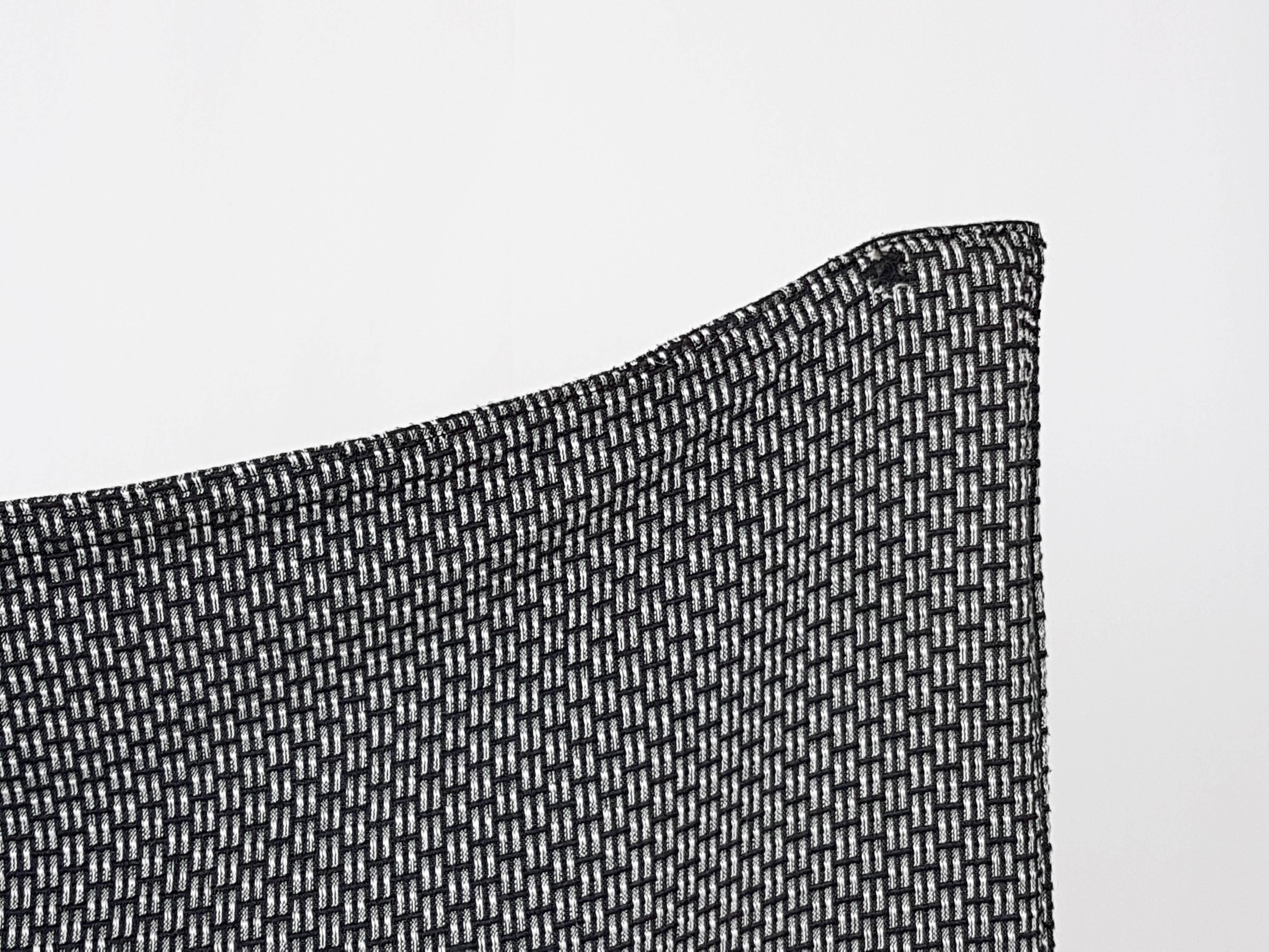 Late 20th Century Pair of Black & White Fabric AEO Armchairs, Paolo Deganello, Archizoom Associati