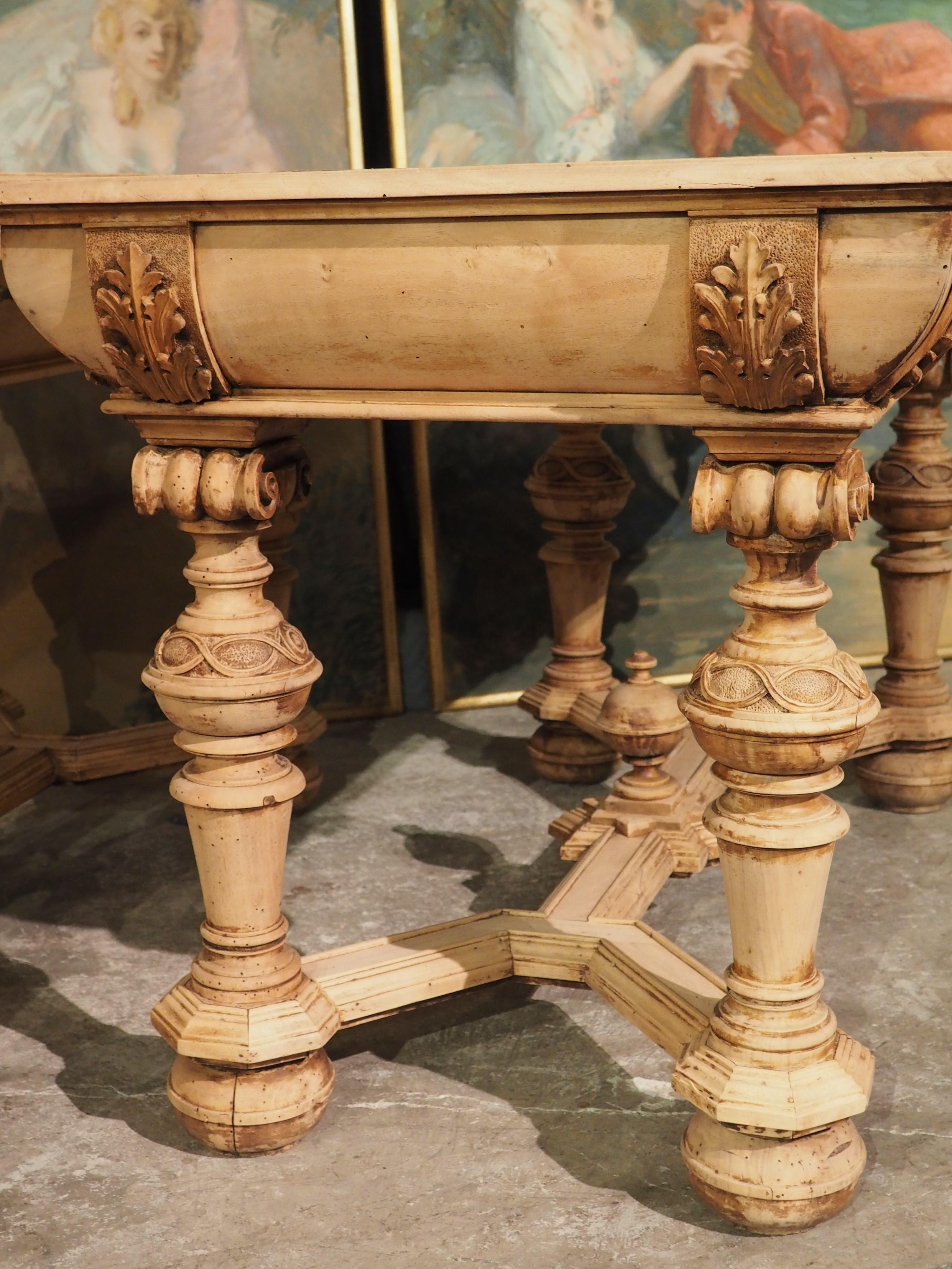 Paire de tables anciennes blanchies de style Renaissance hollandaise, 19e siècle en vente 2