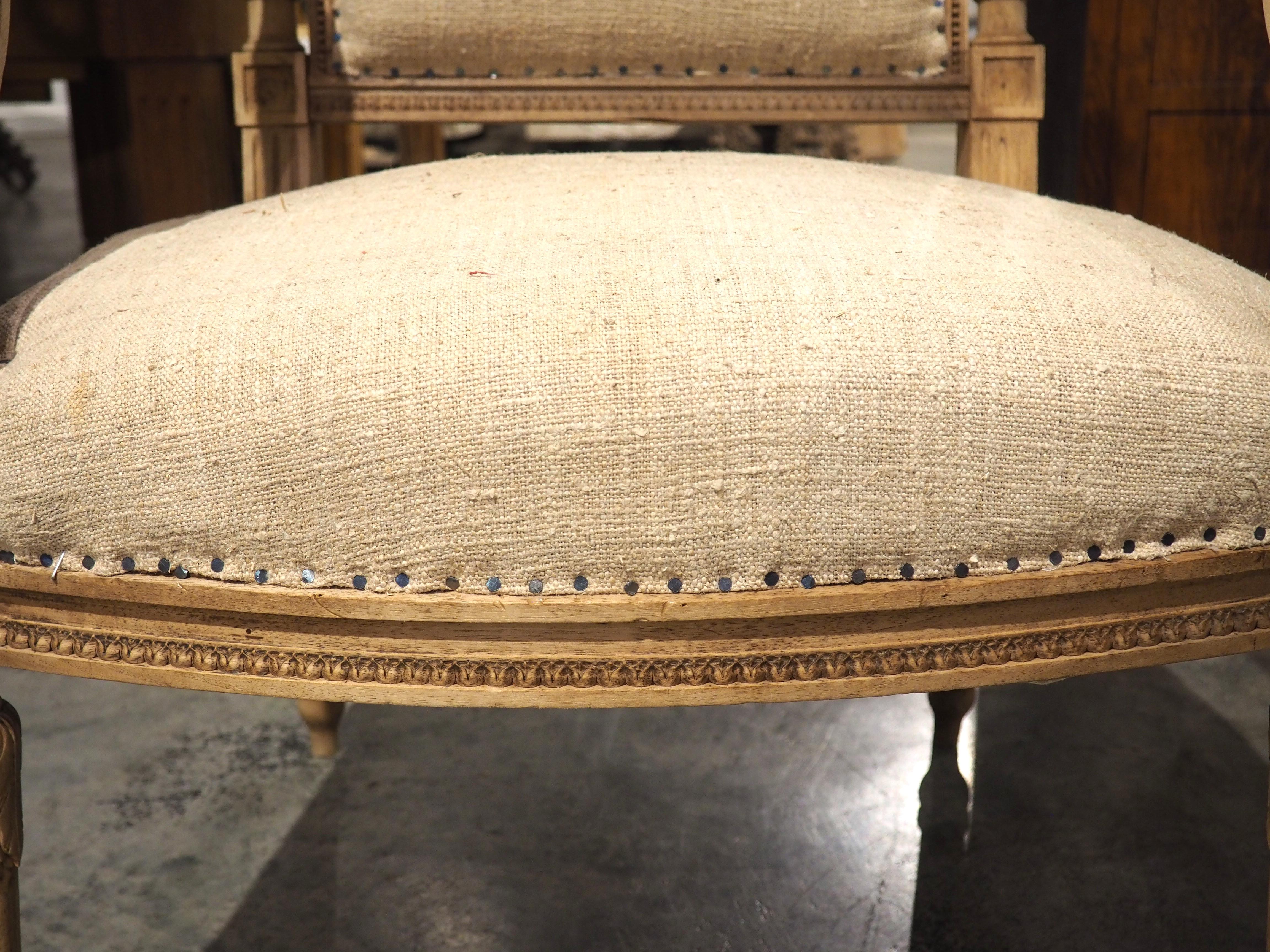 Coppia di poltrone Fauteuil sbiancate in stile Luigi XVI, CIRCA 1890 in vendita 7