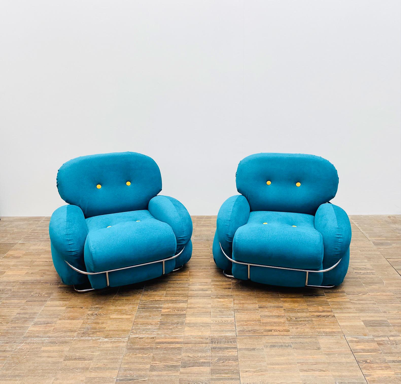 Pair of Bleu and Yellow Armchairs in the Style of Sesann, Italy, 1960s In Good Condition For Sale In Brussels, BE