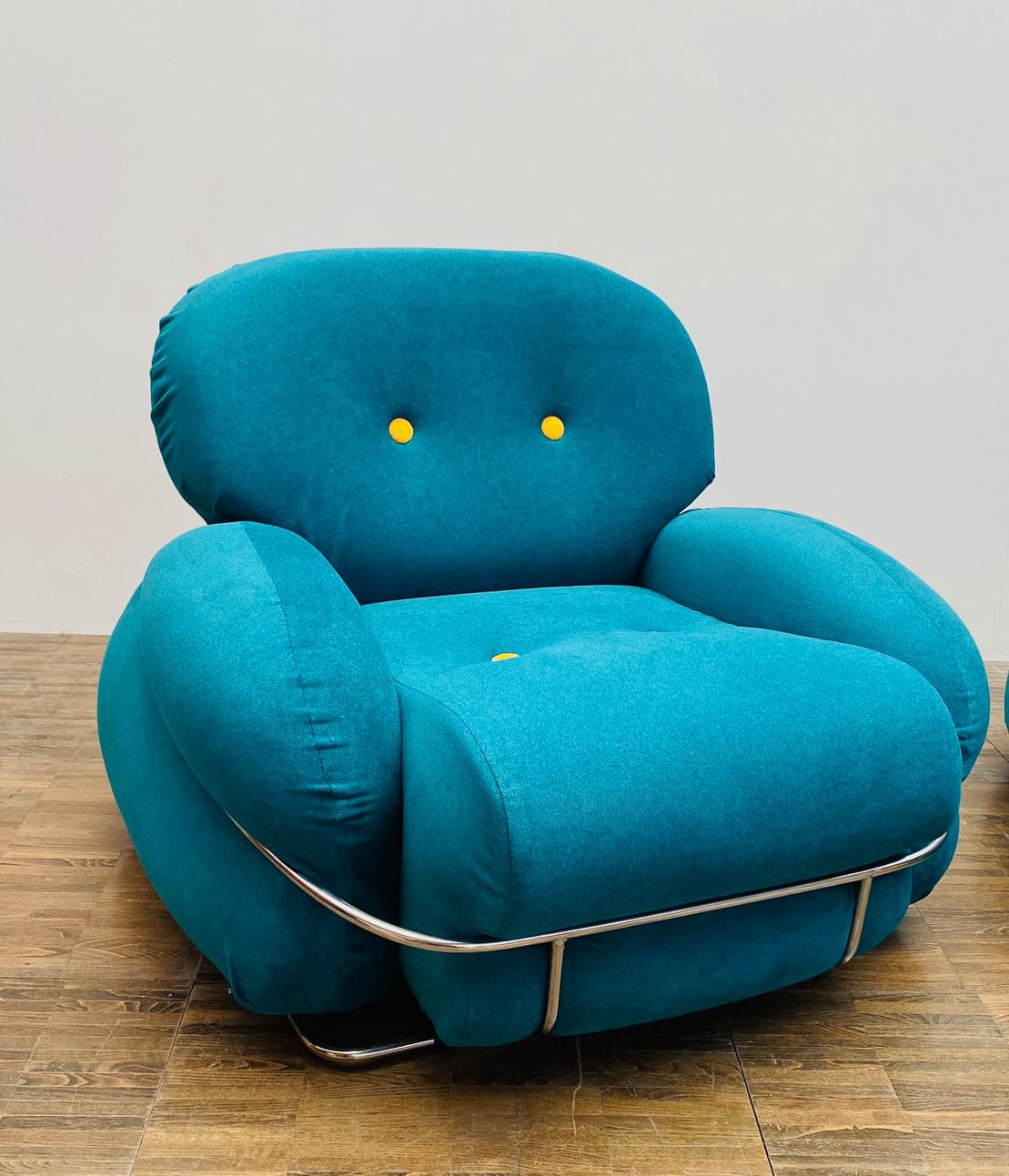 Mid-20th Century Pair of Bleu and Yellow Armchairs in the Style of Sesann, Italy, 1960s For Sale
