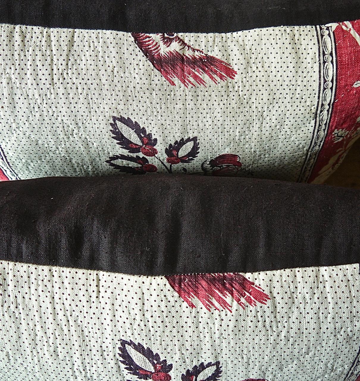 Pair of Blockprinted Stylised Flower Pillows, French, 18th Century For Sale 1