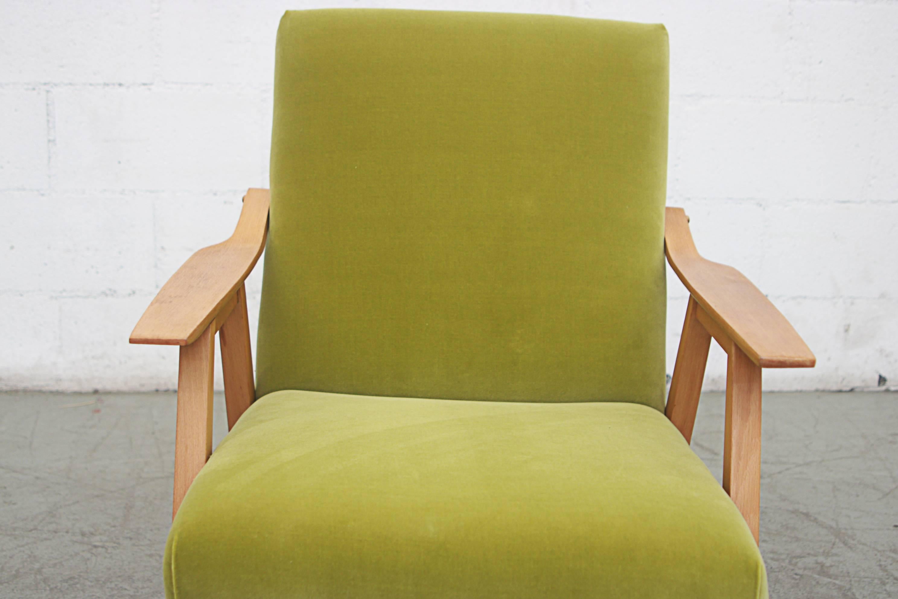 Pair of Blonde Lounge Chairs in Kiwi Velvet 3