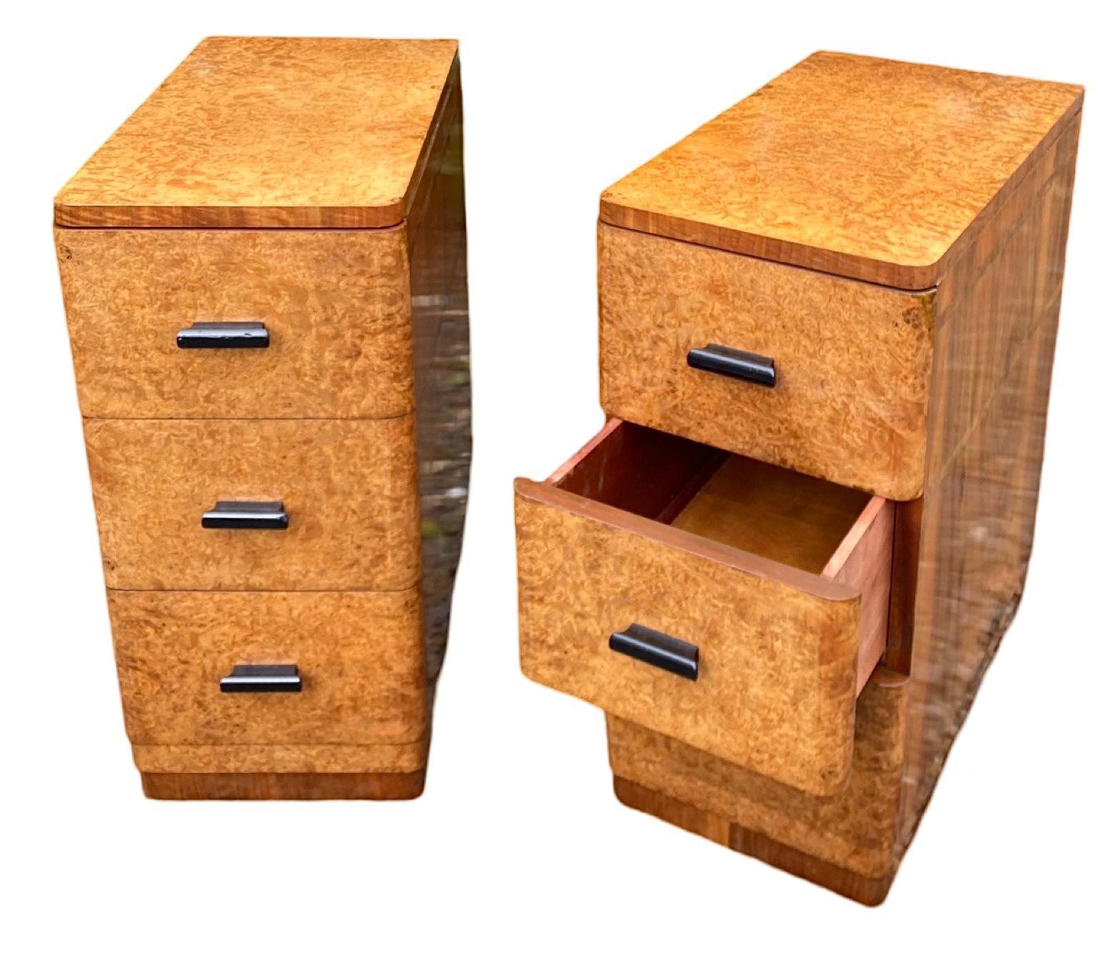 European Pair of blonde walnut Art Deco Nightstands