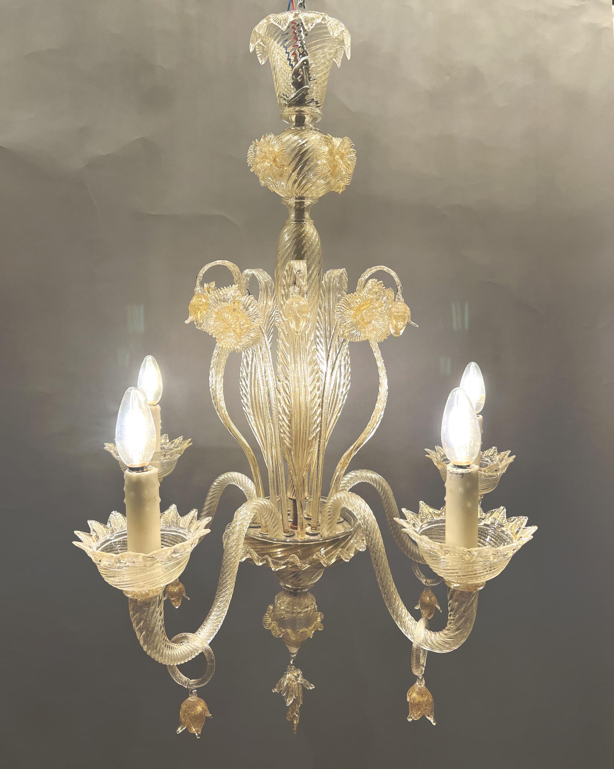 Rococo Pair of blown glass chandeliers, Murano, Italy, circa 1970 For Sale