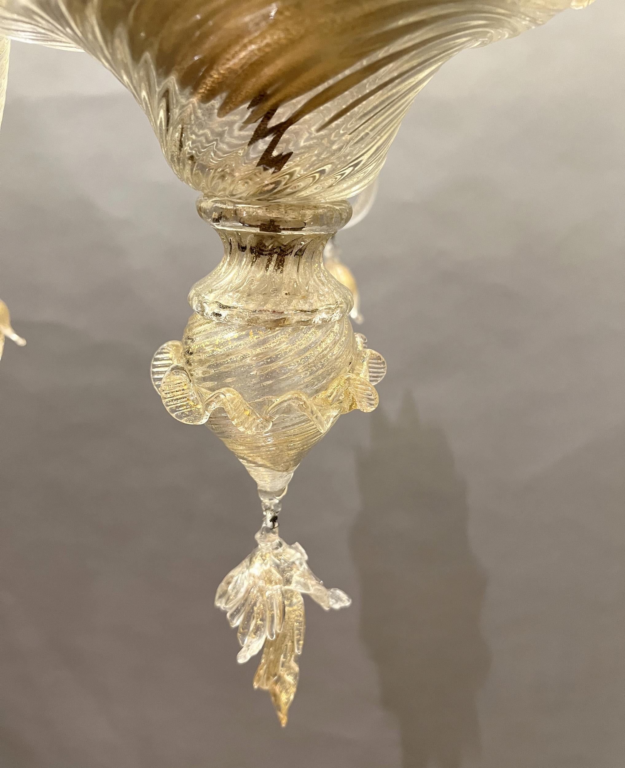 Paire de lustres en verre soufflé, Murano, Italie, vers 1970 en vente 1