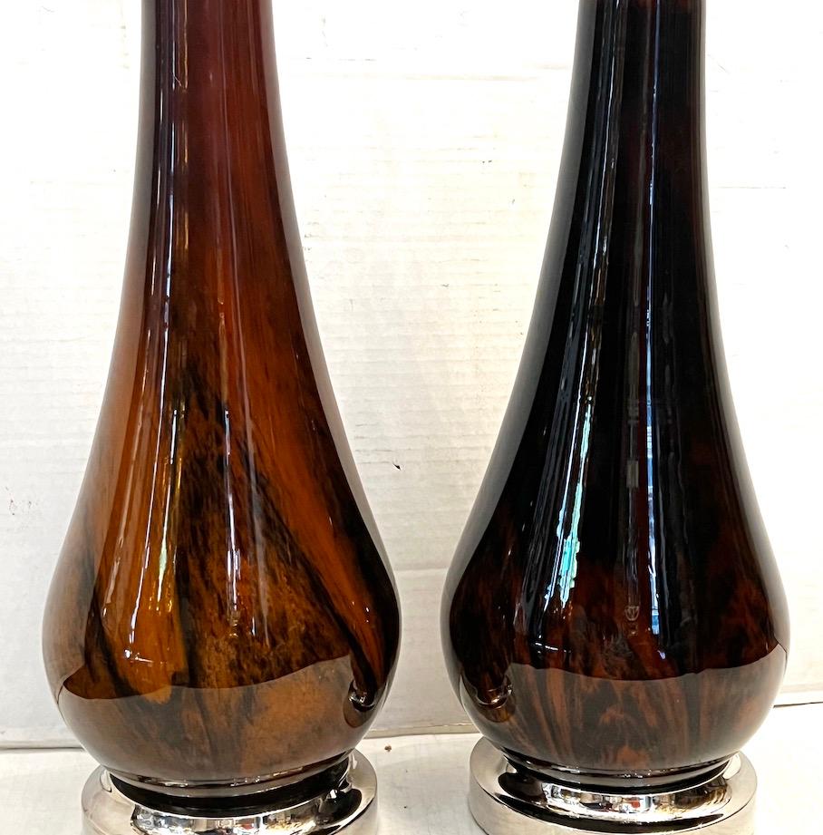 Français Paire de lampes de bureau en verre soufflé en vente
