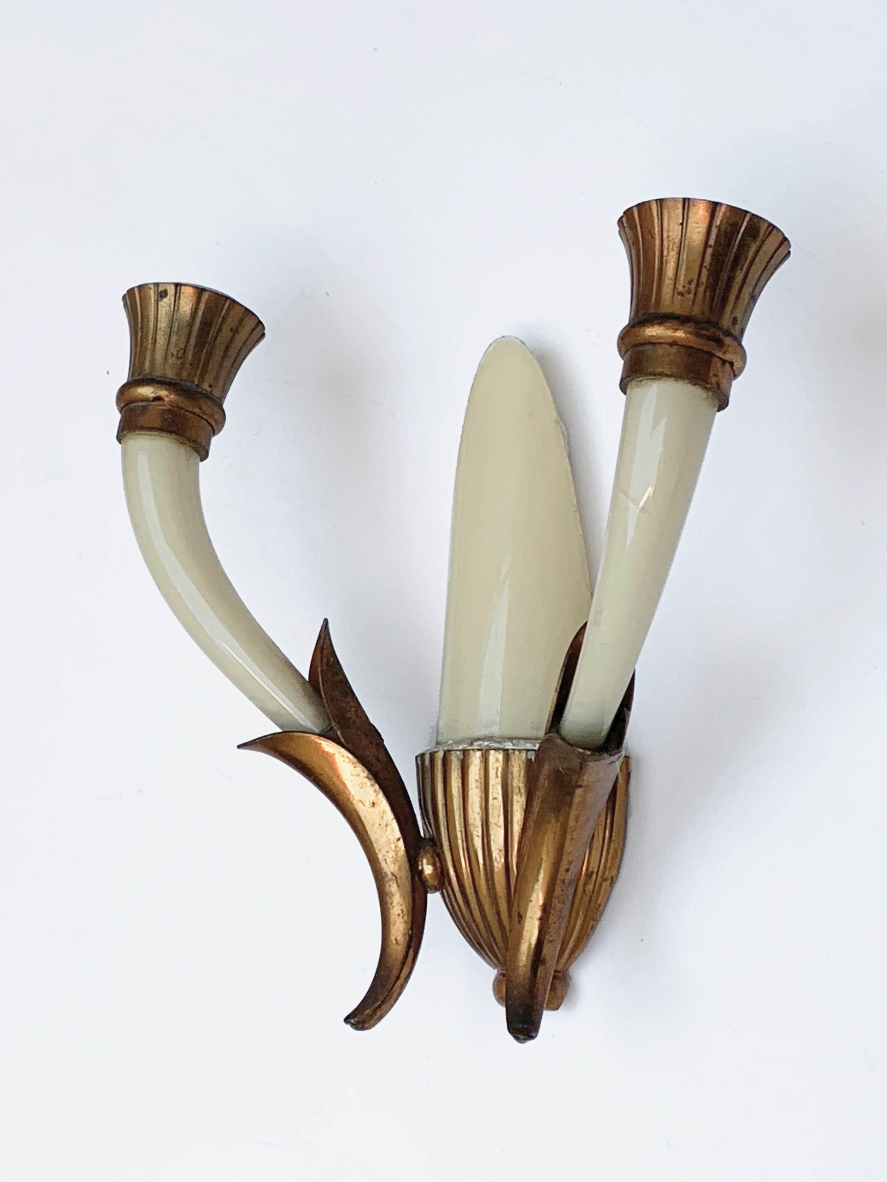 Pair of Blown Ivory White Murano Glass and Coppered Brass Italian Sconces, 1940s For Sale 8