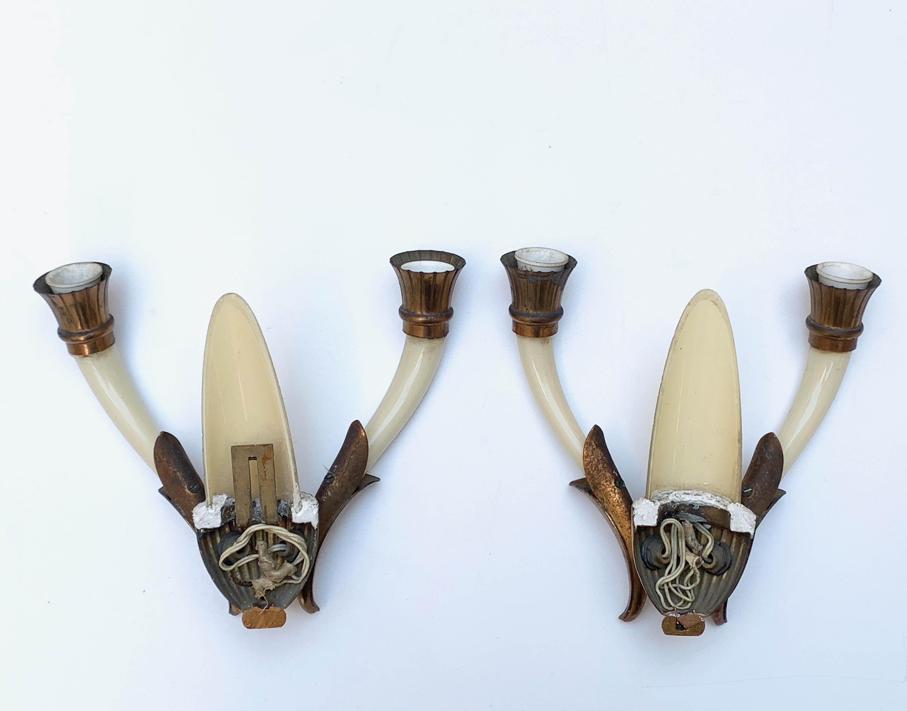 Pair of Blown Ivory White Murano Glass and Coppered Brass Italian Sconces, 1940s For Sale 10