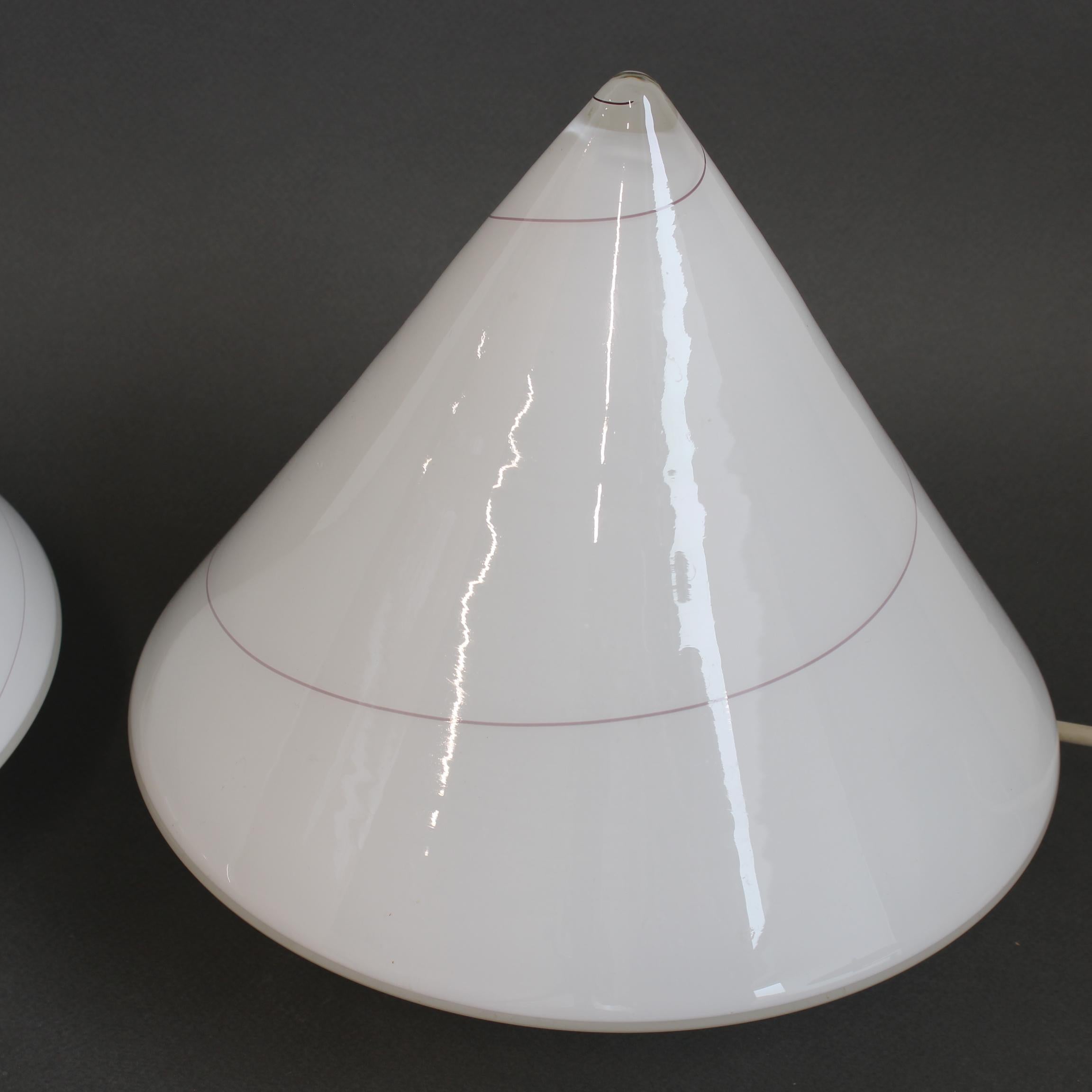 Verre de Murano Paire de lampes de table à champignon en verre soufflé de Murano (vers les années 1970) en vente