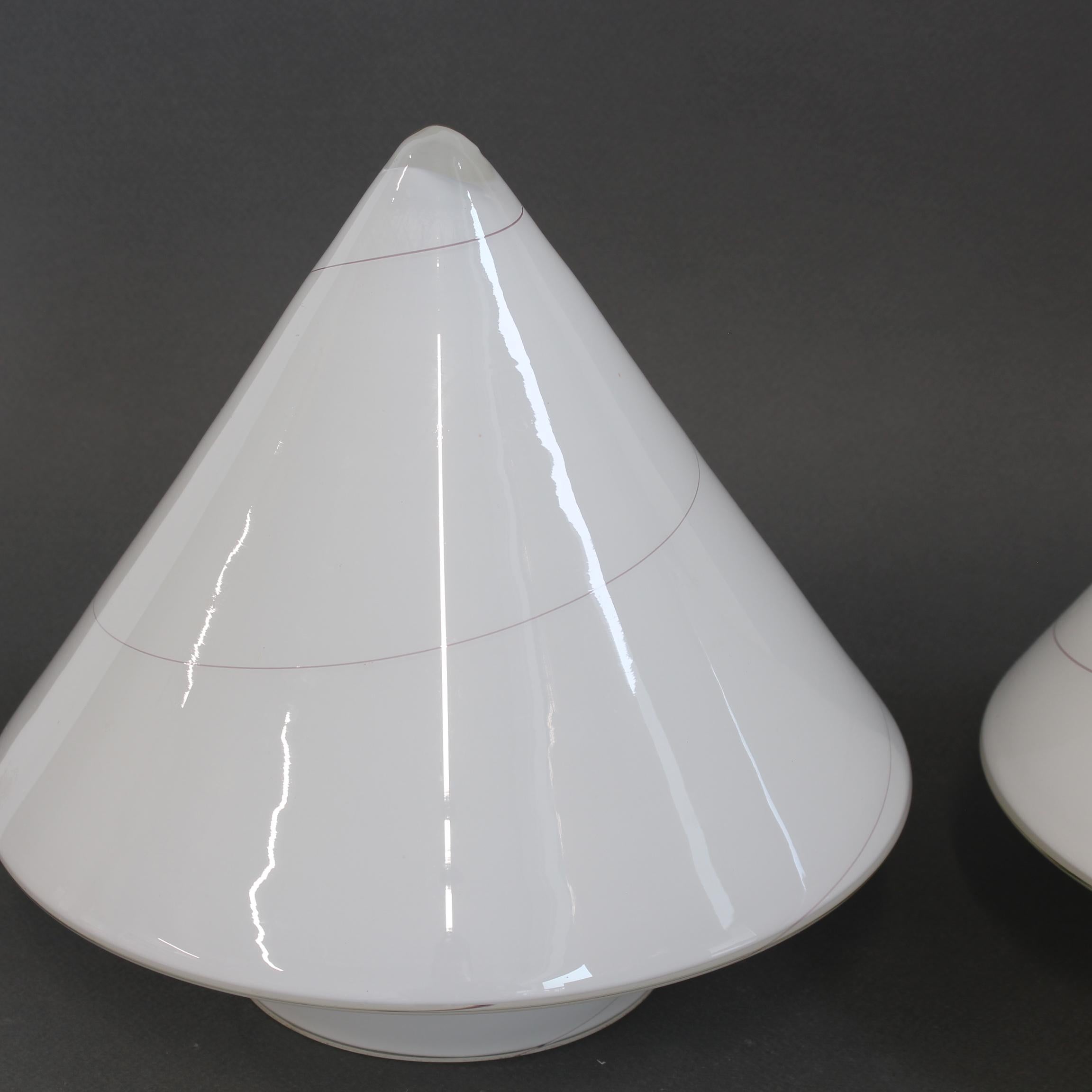 Paire de lampes de table à champignon en verre soufflé de Murano (vers les années 1970) en vente 3