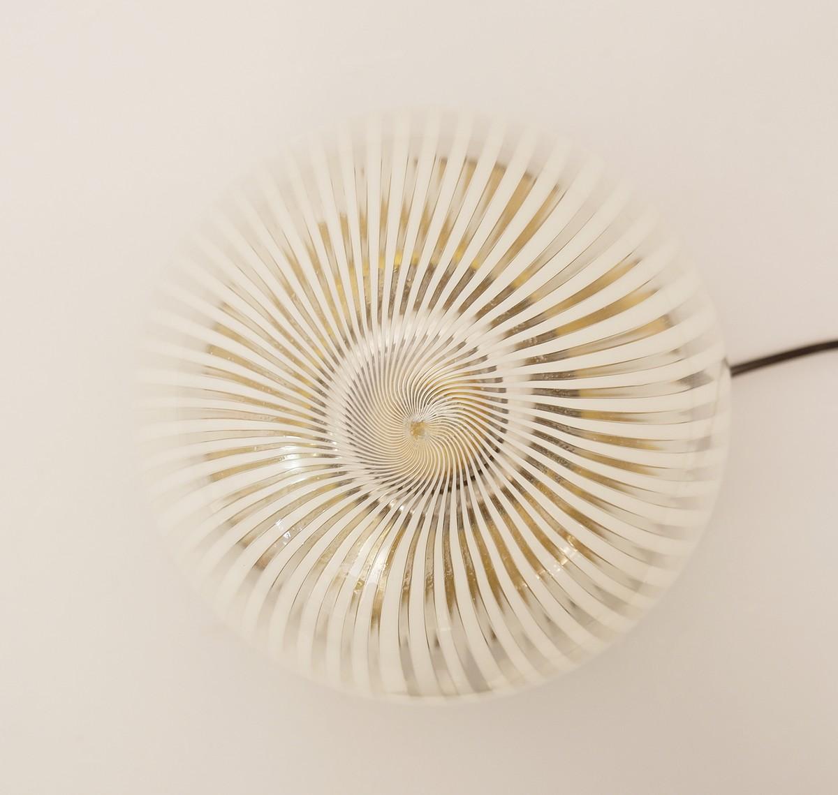 Italian Pair of Blown Murano Glass Globe Venini Table Lamps