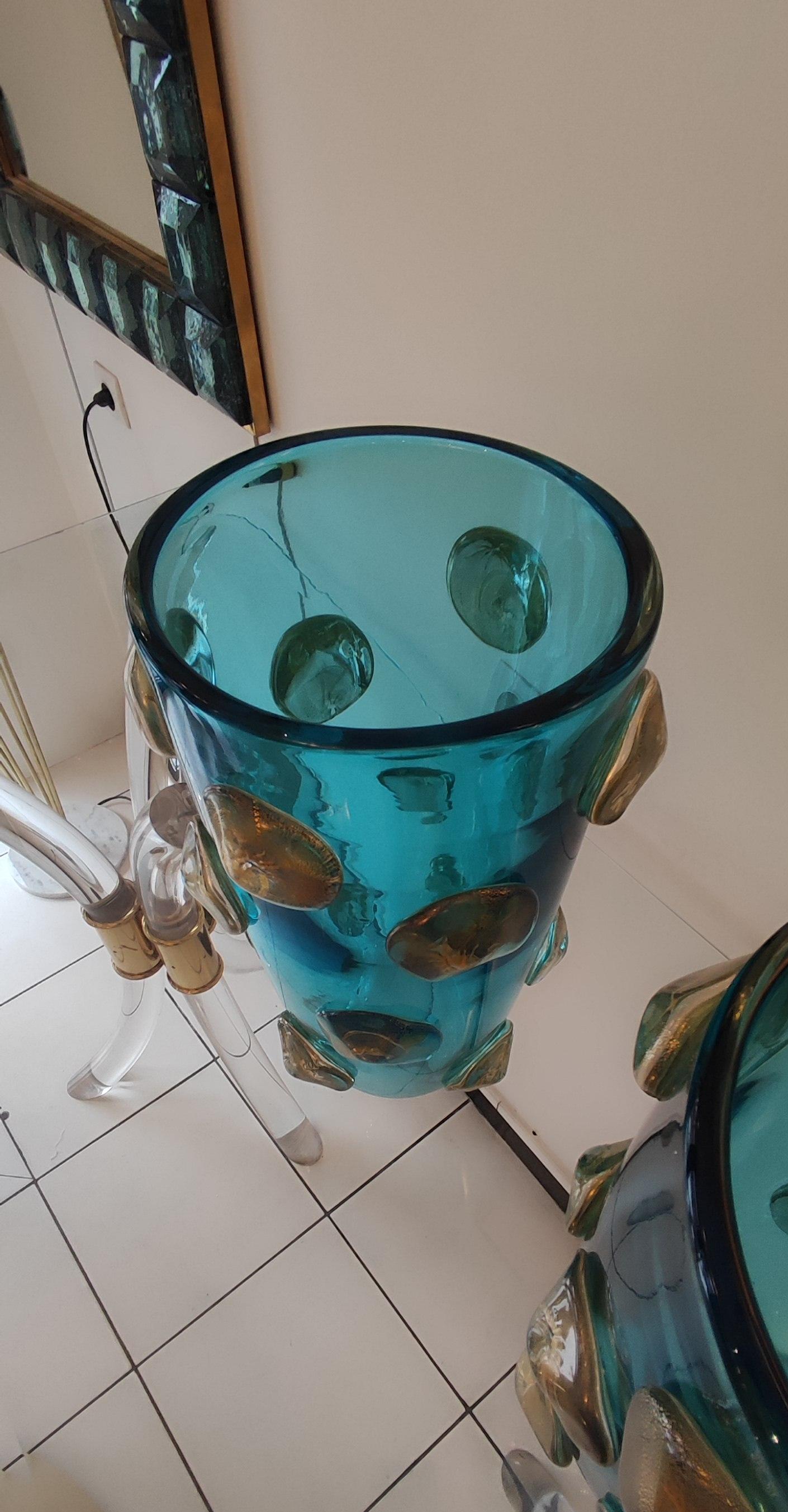 Paar Vasen aus geblasenem Murano-Glas im Angebot 5