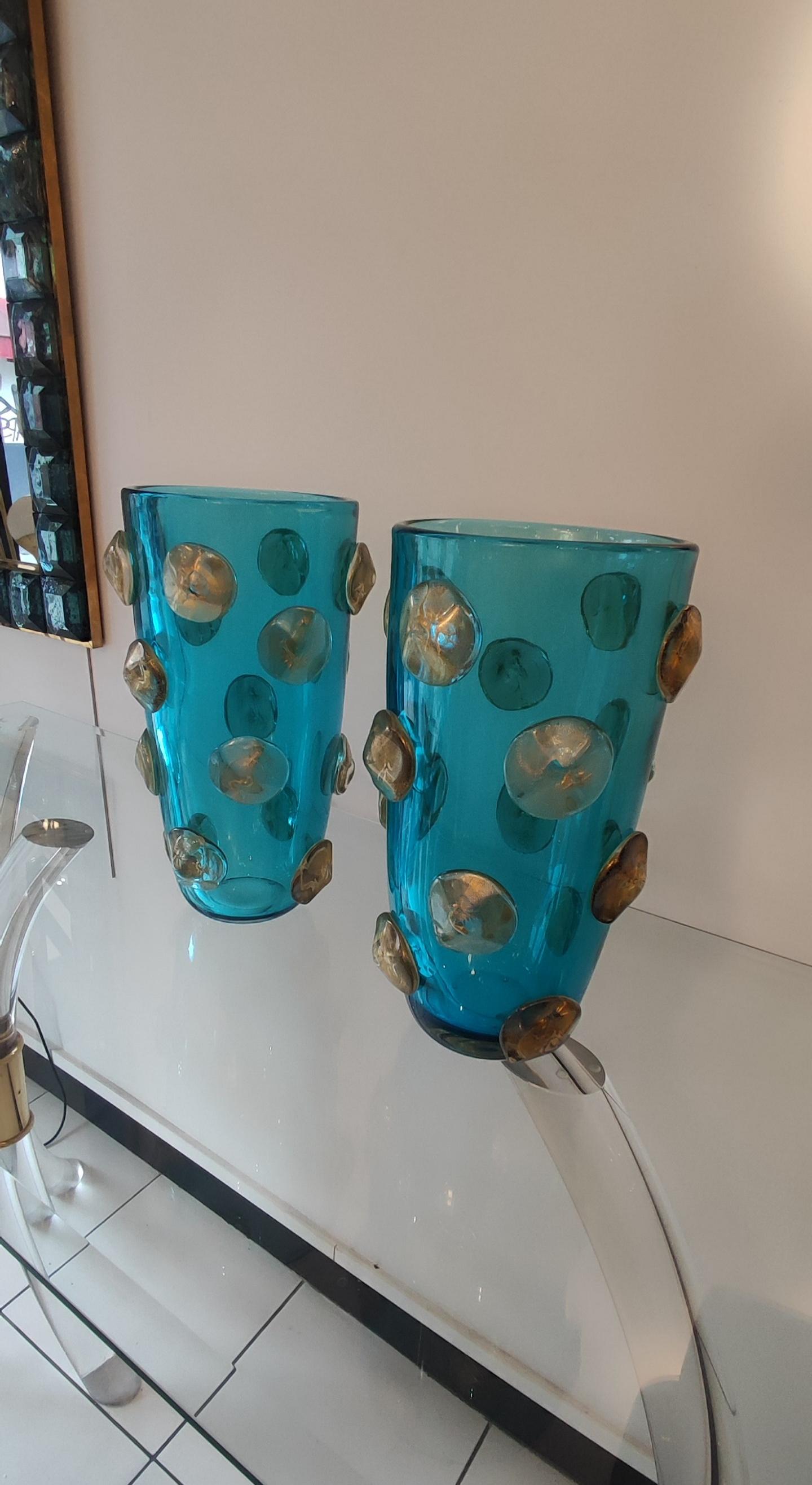 Paar Vasen aus geblasenem Murano-Glas (21. Jahrhundert und zeitgenössisch) im Angebot