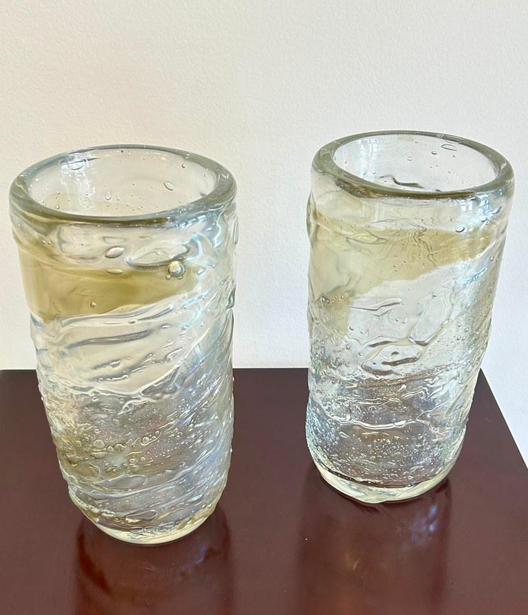 Coppia di vasi in vetro soffiato di Murano in vendita 4