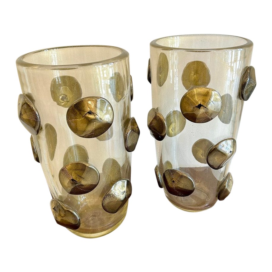 Paire de vases en verre doré soufflé de Murano