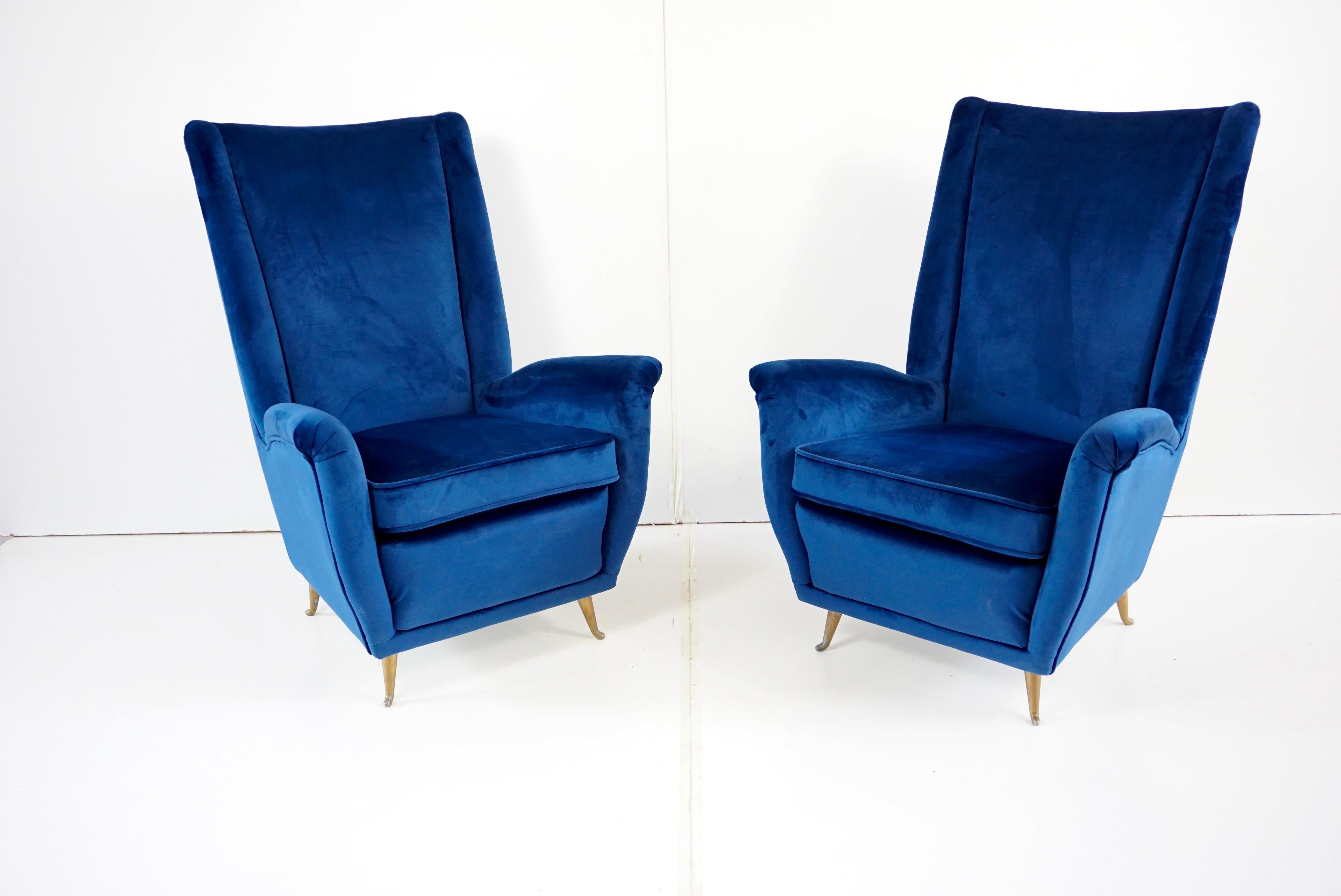 Pair of Blu Velvet Gio Ponti Bergere Wingback Armchairs by ISA, 1950 For Sale 2