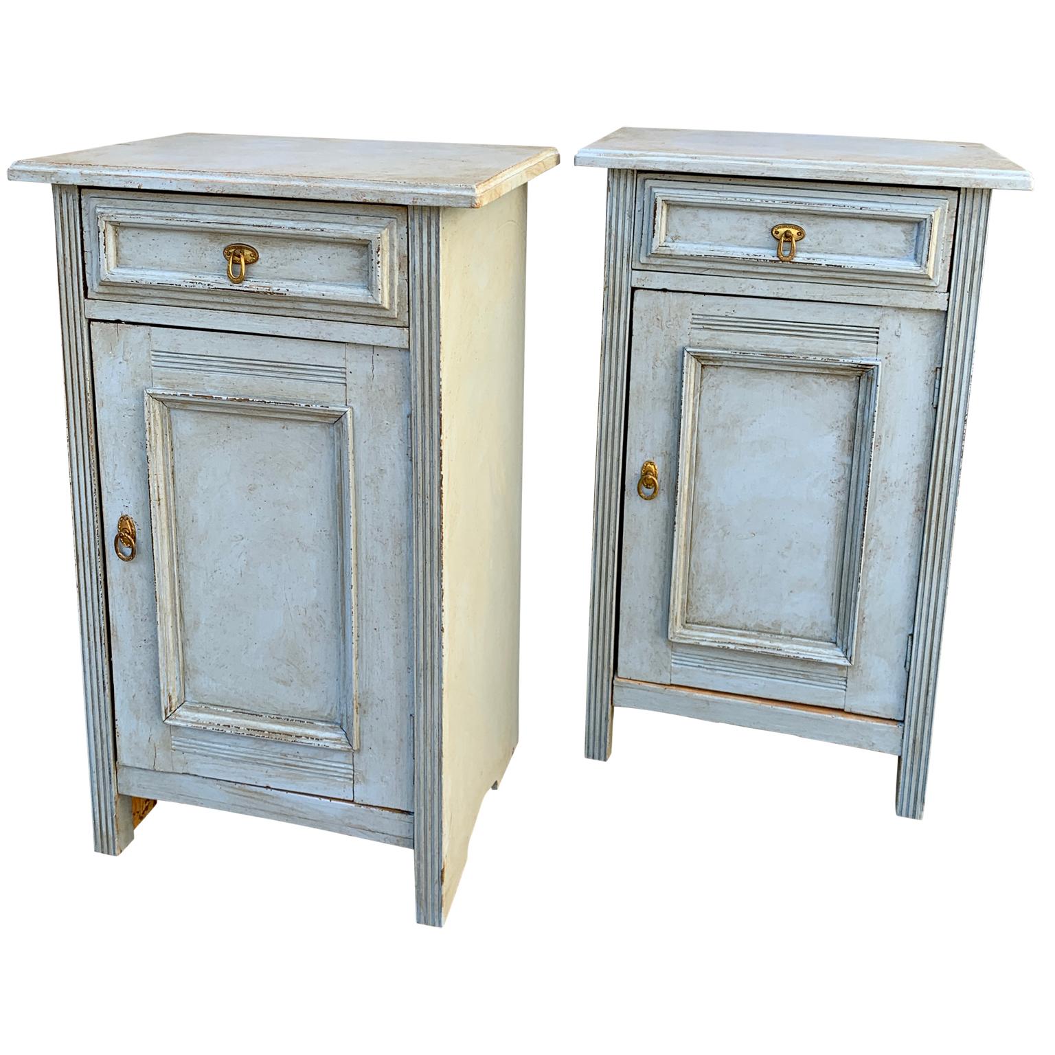 Hand-Carved Pair of Blue 19th Century Swedish Gustavian Nightstands
