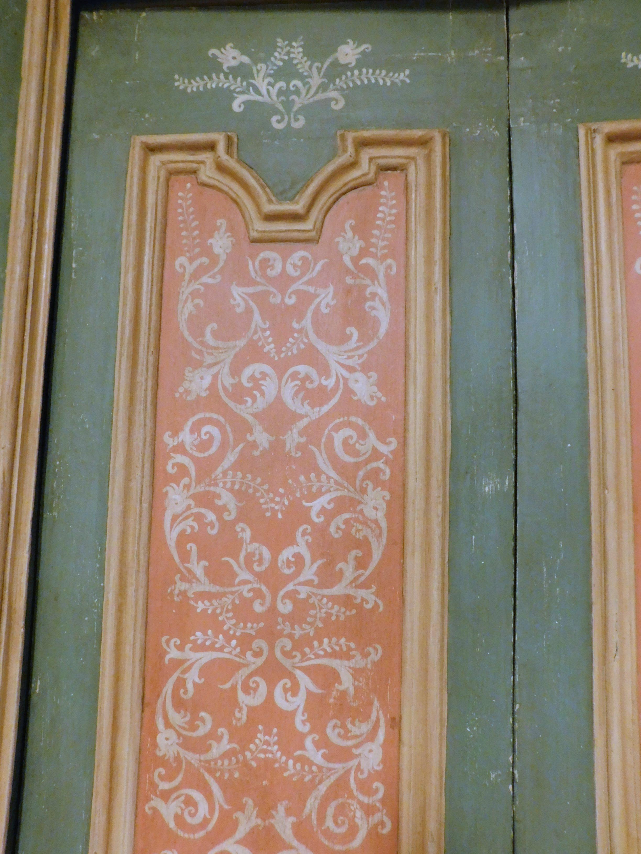 Pair of Blue and Pink Lacquered Doors, Complete with Frame, 18th Century Italy In Good Condition For Sale In Cuneo, Italy (CN)