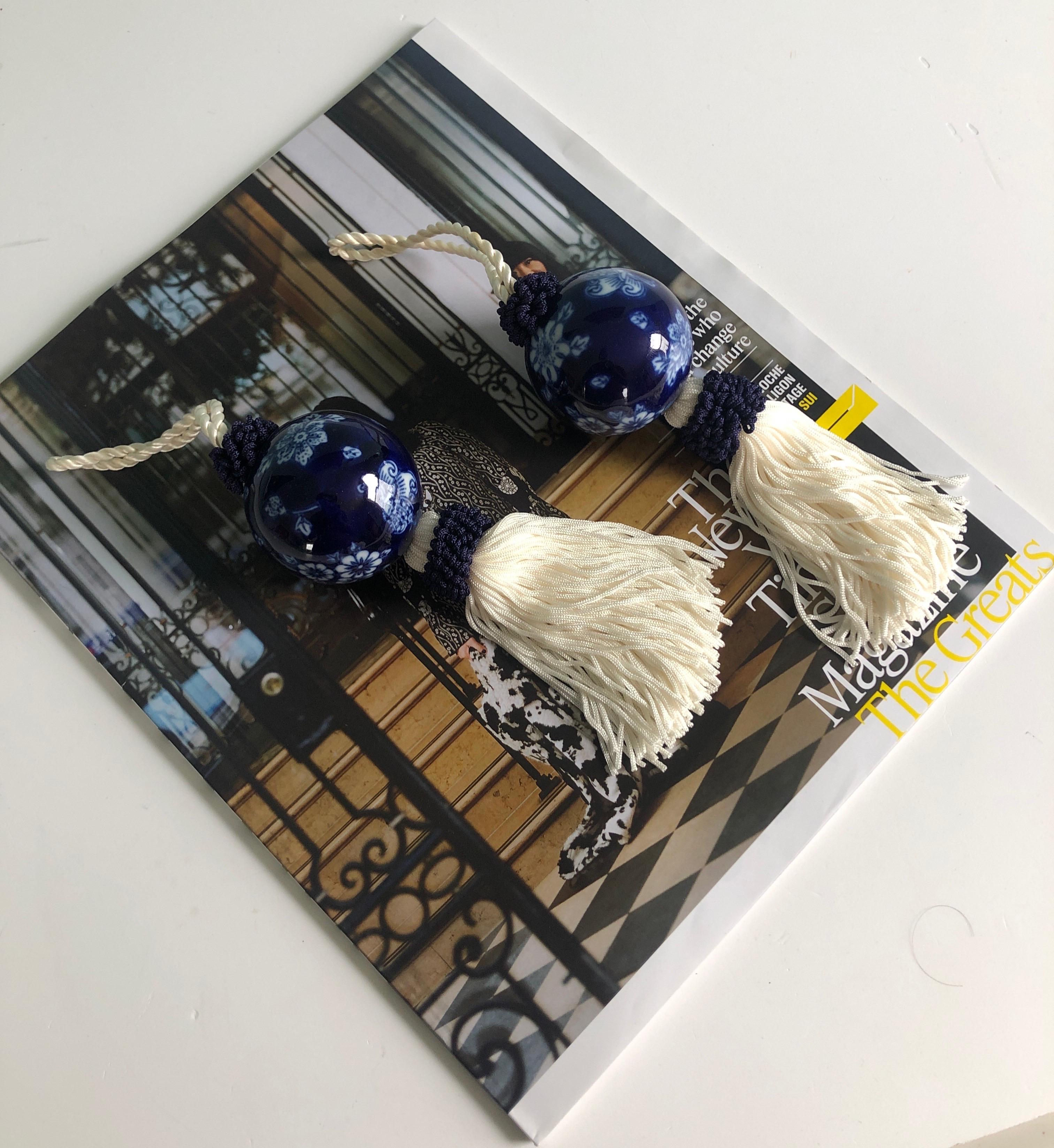 Pair of Blue and White Ceramic Decorative Key Tassels In Good Condition In Oakland Park, FL