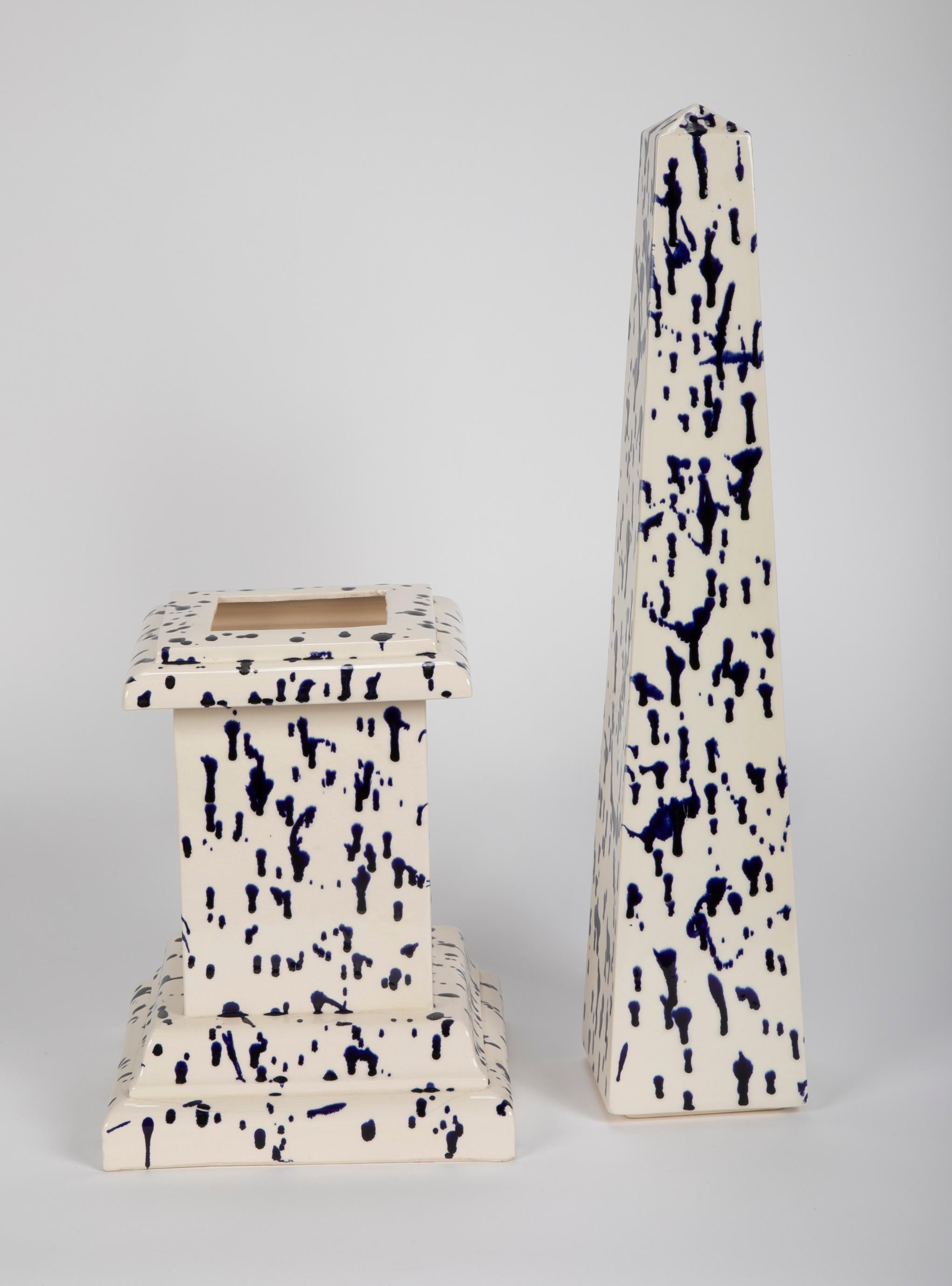 Pair of Blue and White Ceramic Obelisks In Fair Condition In New York City, NY