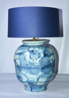 Paire de pieds de lampes chinoises en pot de gingembre bleu et blanc