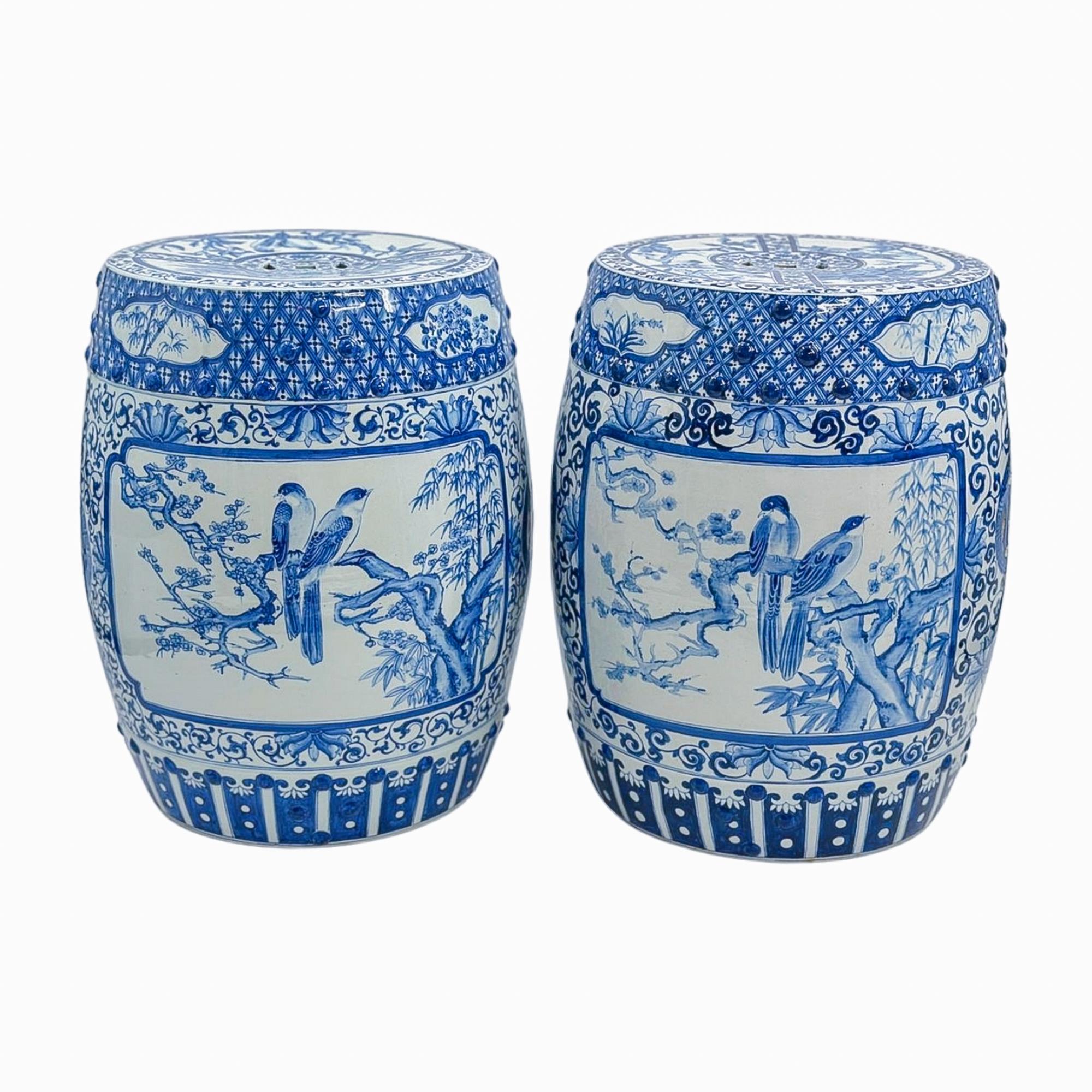 Asian Pair of Blue and White Chinoiserie Porcelain Garden Stools For Sale