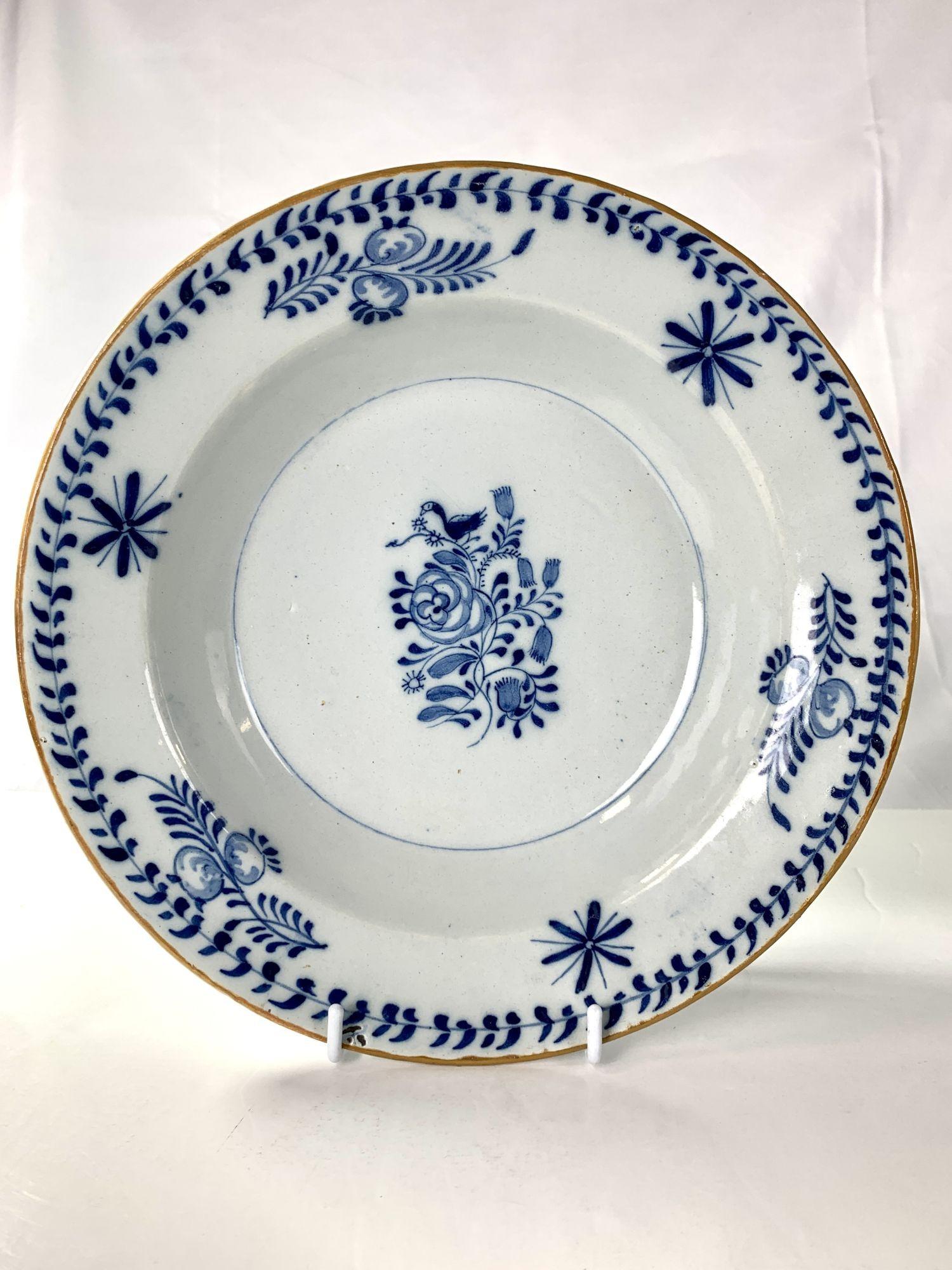 Hand-Painted Pair of Blue and White Delft Shallow Bowls Netherlands circa 1770