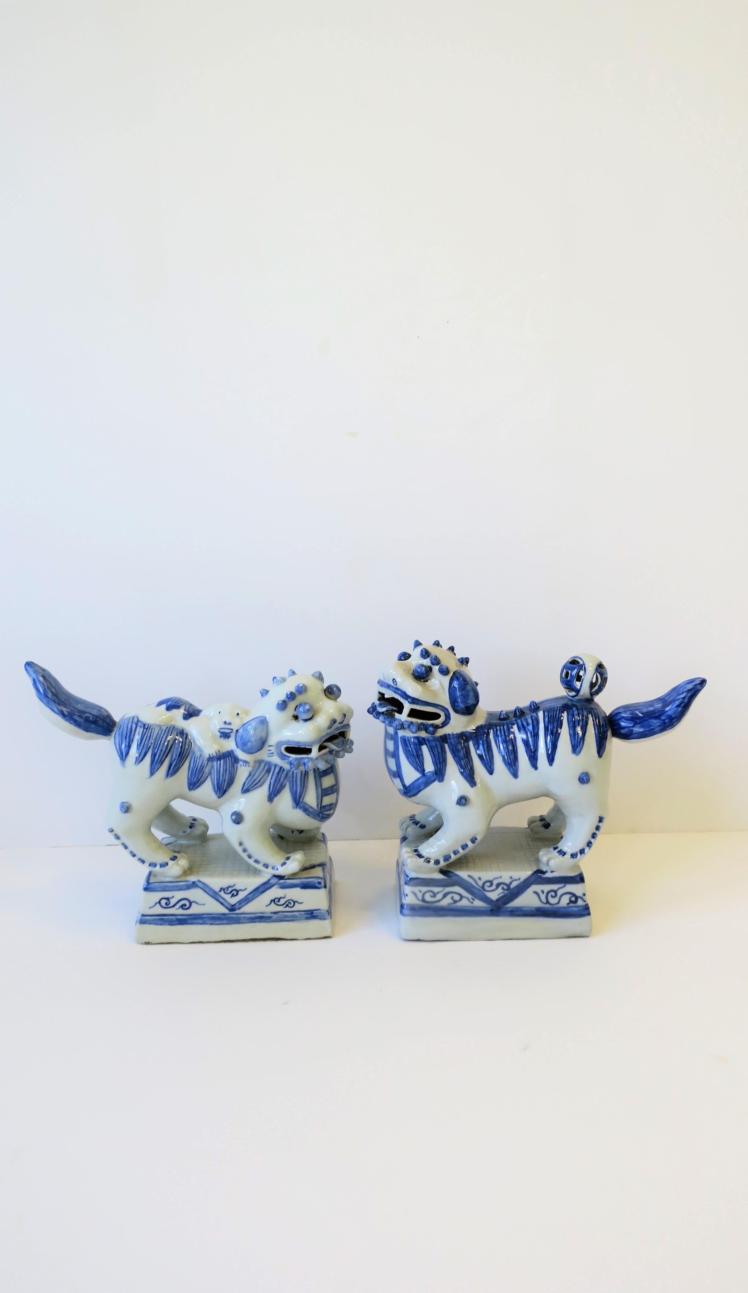 blue and white bookends