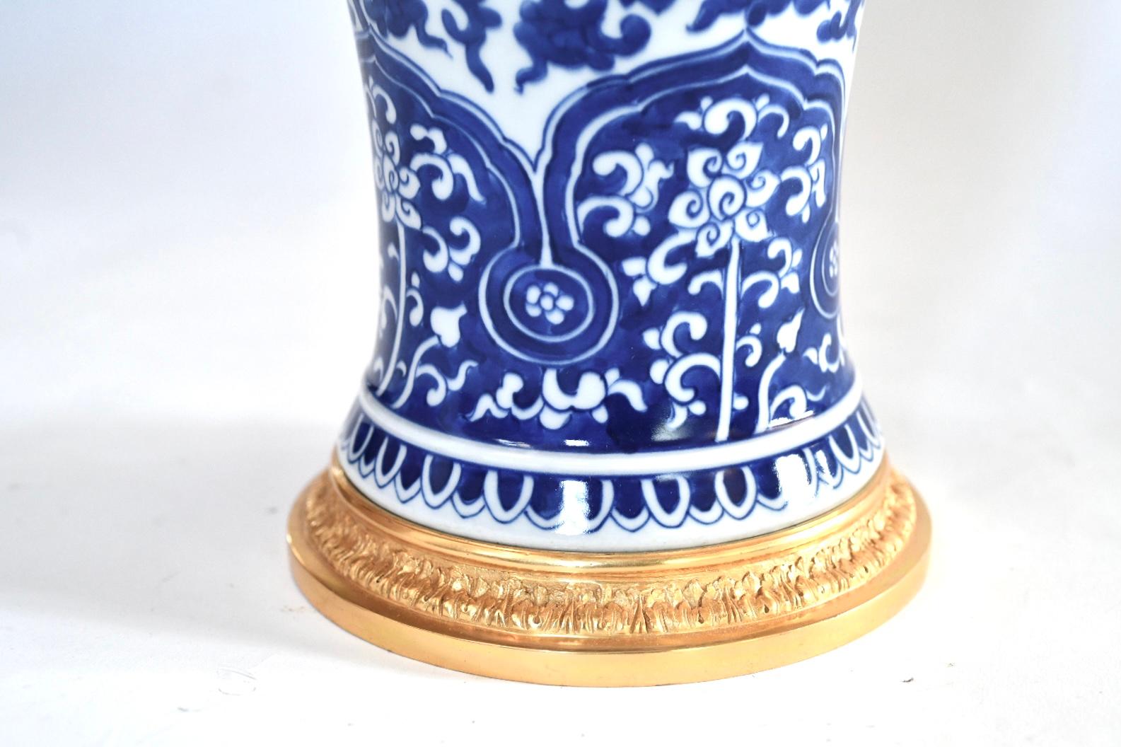 blue and white porcelain lamp